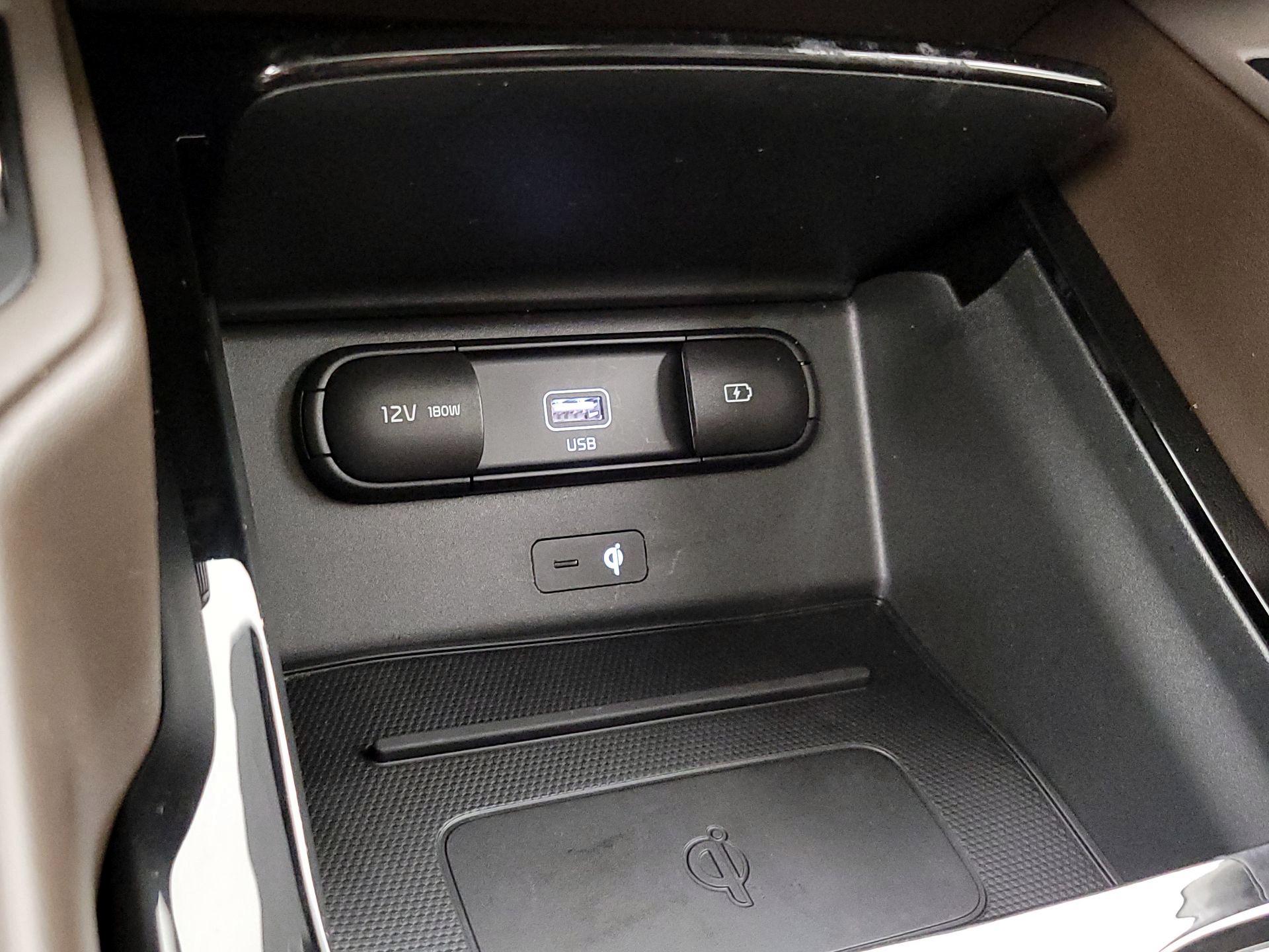 Thumbnail: 2021 Kia Telluride - 19