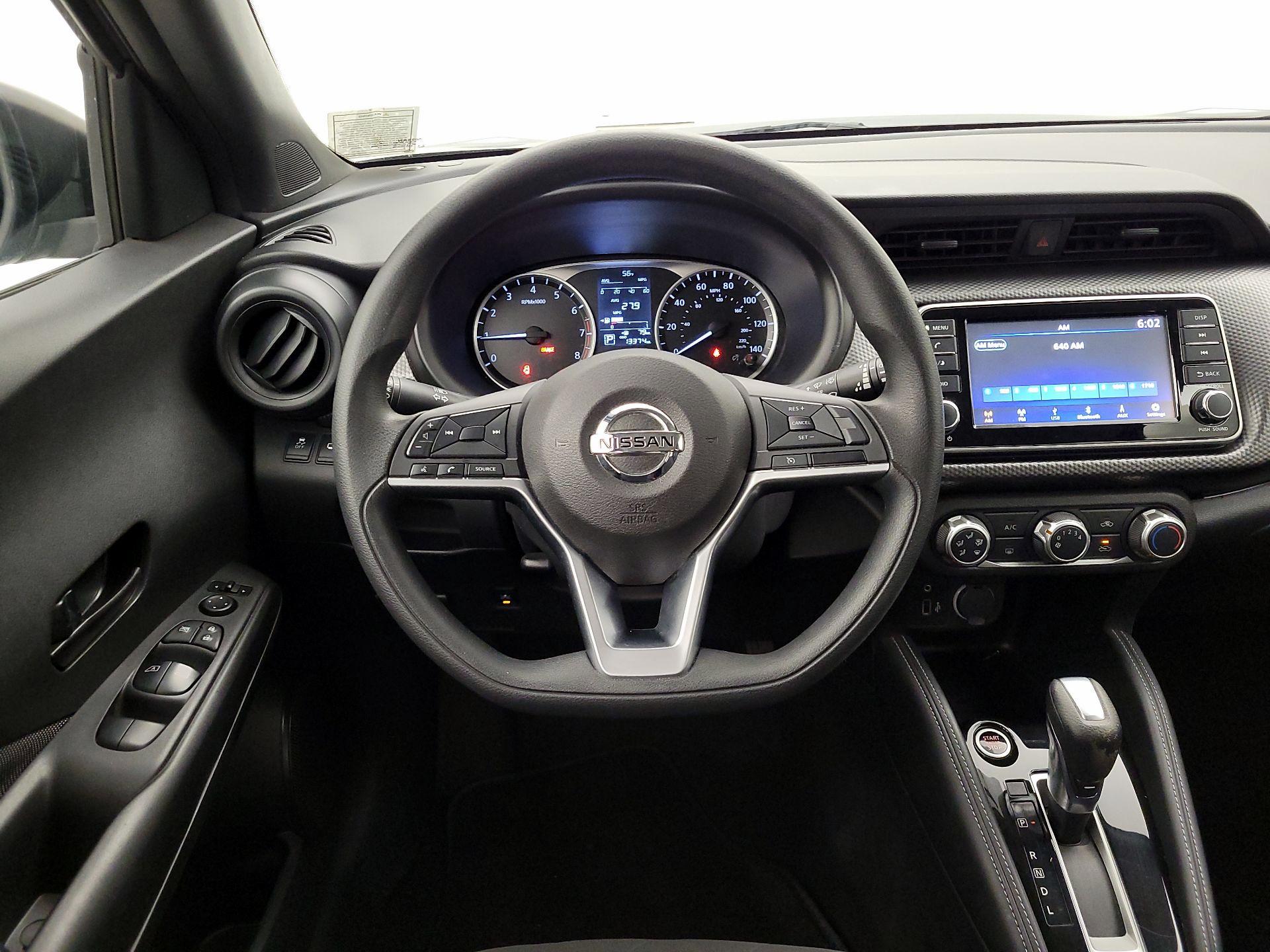 Thumbnail: 2019 Nissan Kicks - 10