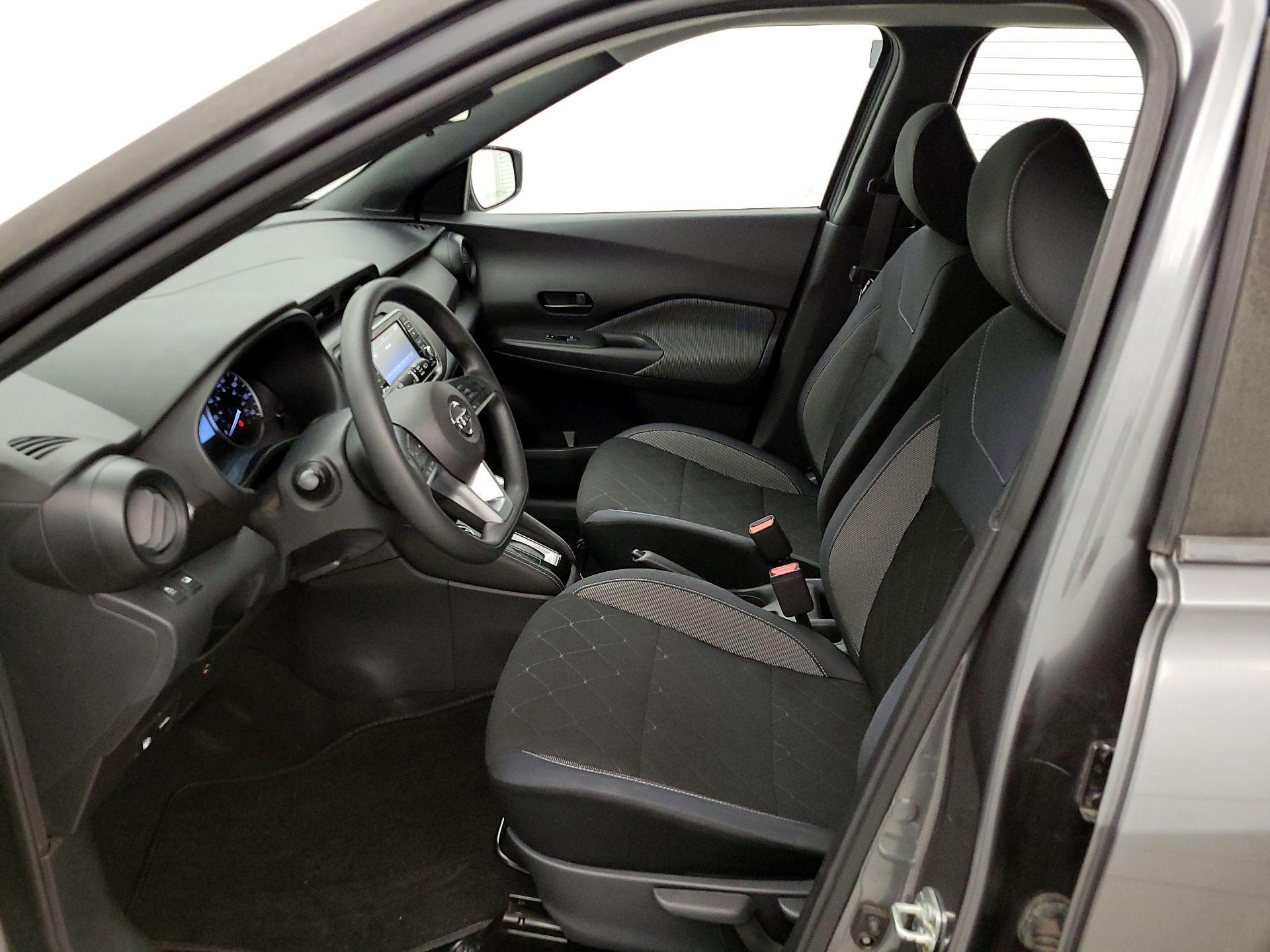 Thumbnail: 2019 Nissan Kicks - 11