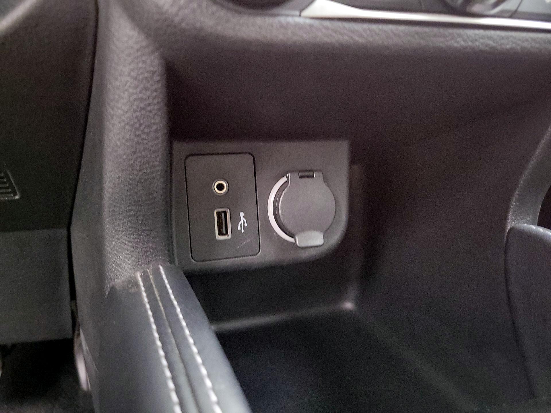 Thumbnail: 2019 Nissan Kicks - 18