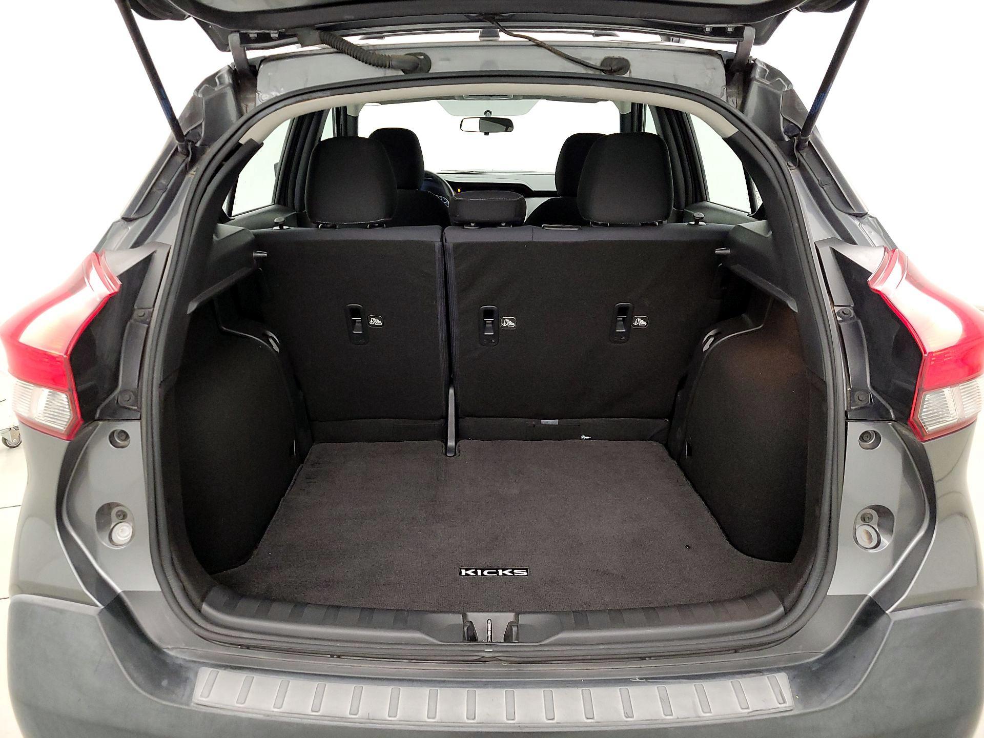 Thumbnail: 2019 Nissan Kicks - 20