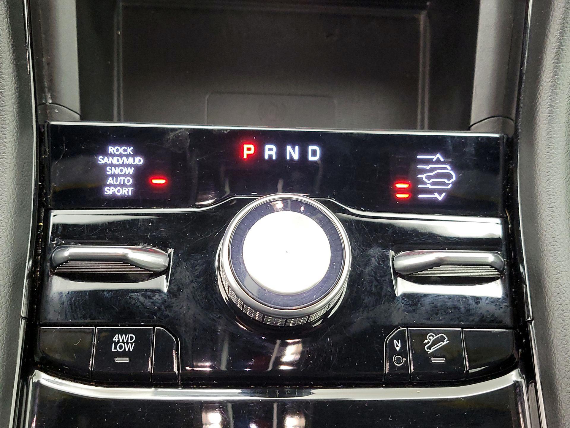 Thumbnail: 2023 Jeep Grand Cherokee - 17