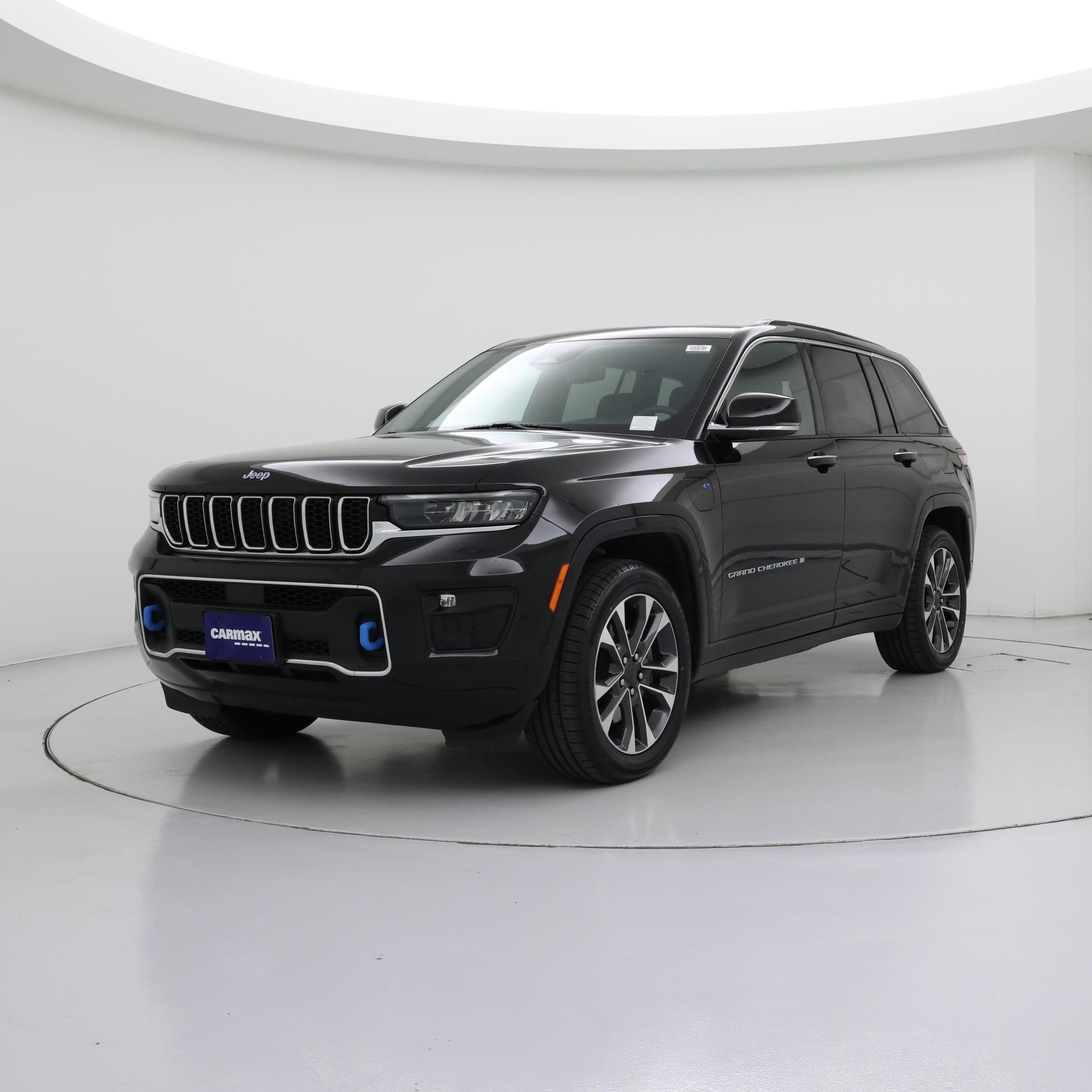 Thumbnail: 2023 Jeep Grand Cherokee - 4