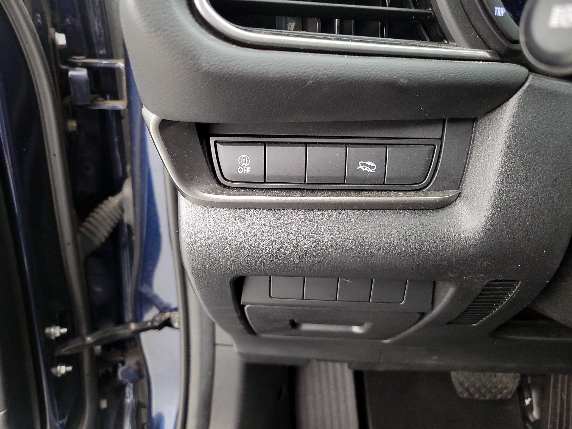 Thumbnail: 2023 Mazda CX-30 - 13