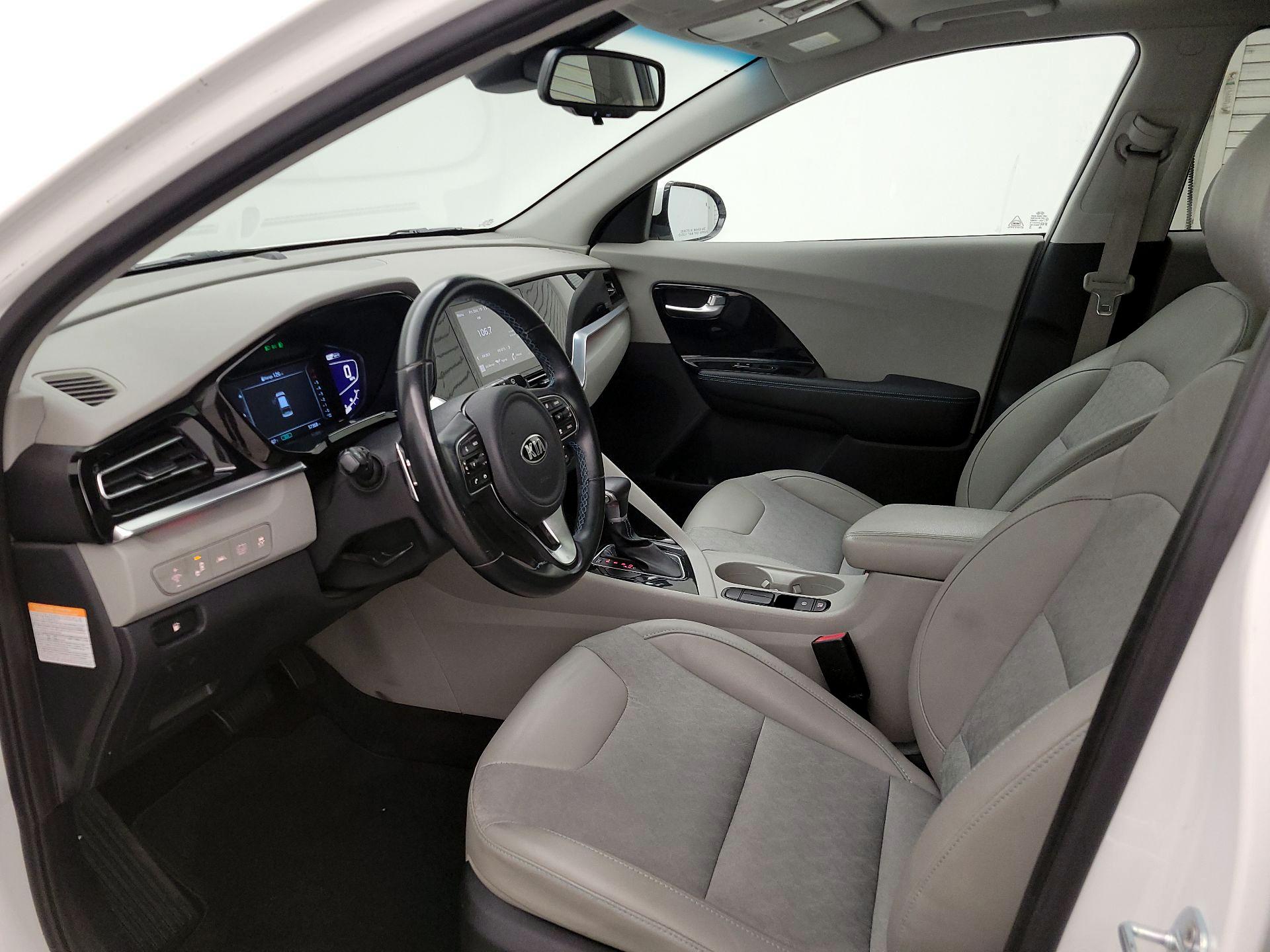 Thumbnail: 2021 Kia Niro - 11