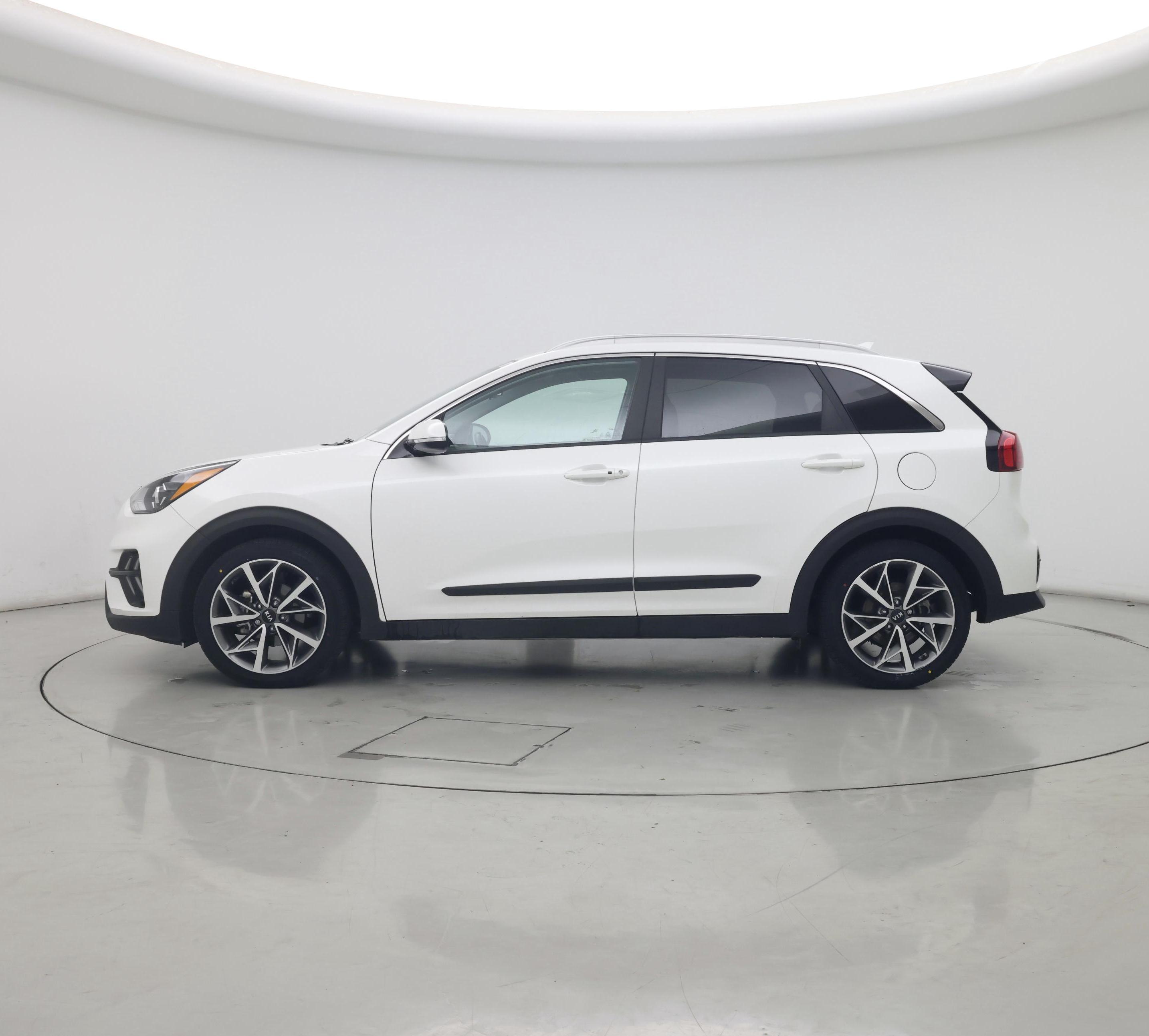 Thumbnail: 2021 Kia Niro - 3