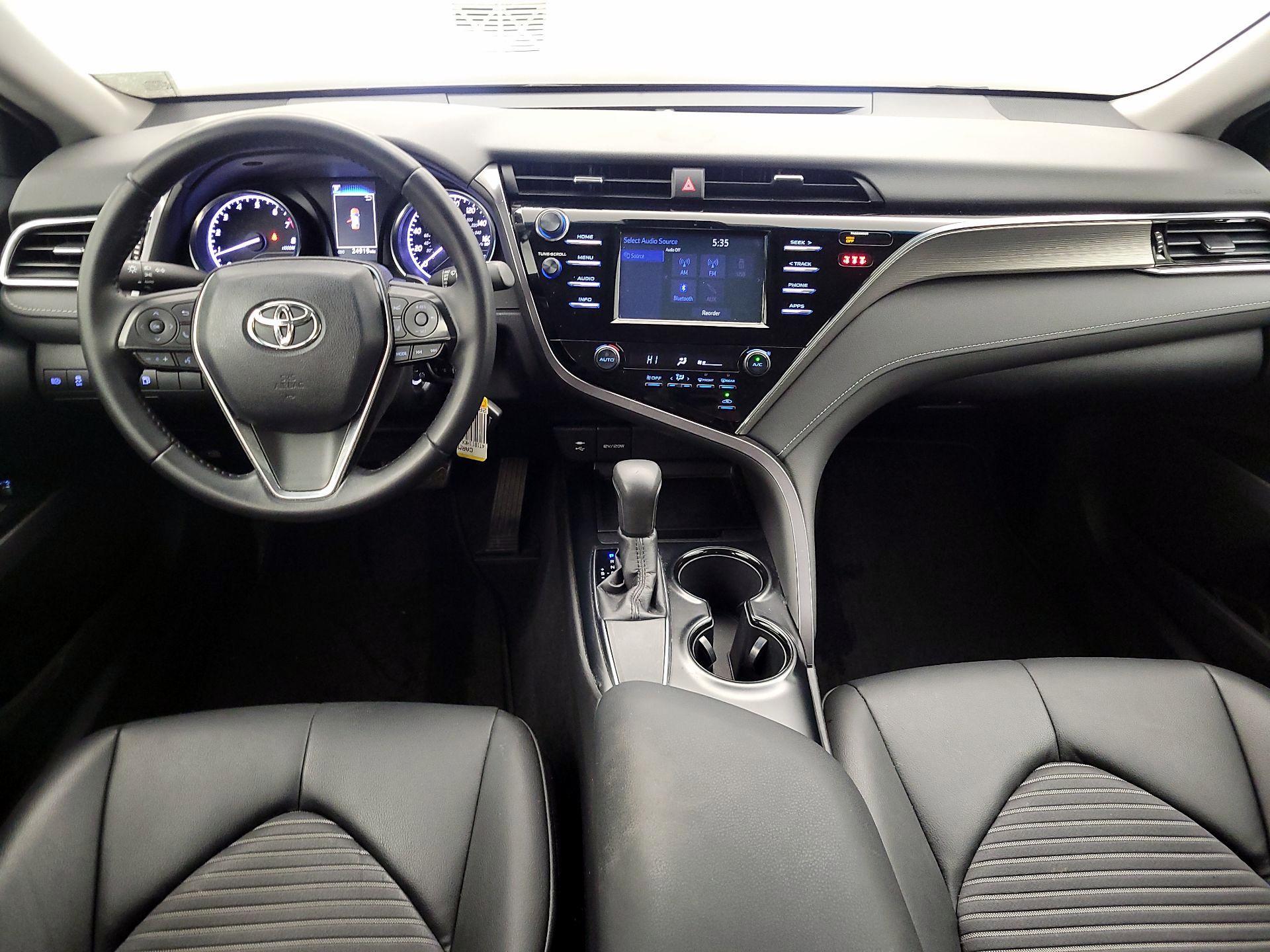 Thumbnail: 2018 Toyota Camry - 9