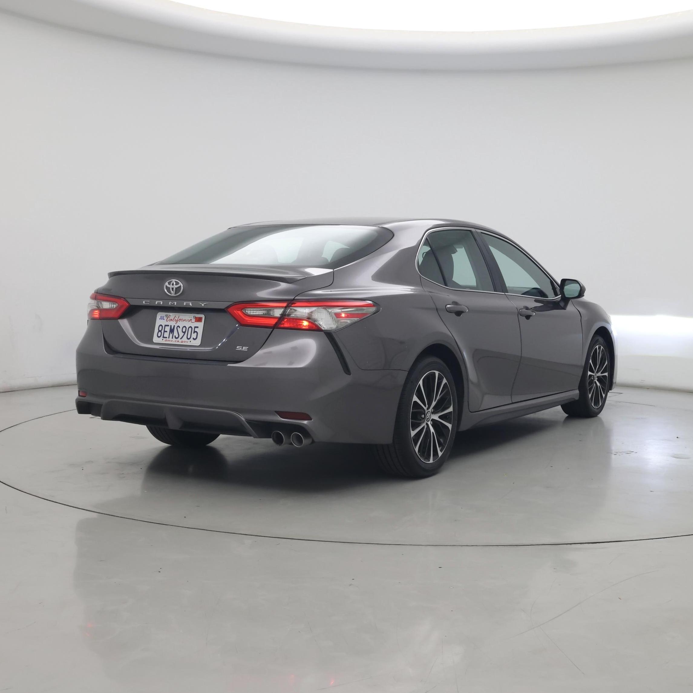 Thumbnail: 2018 Toyota Camry - 8