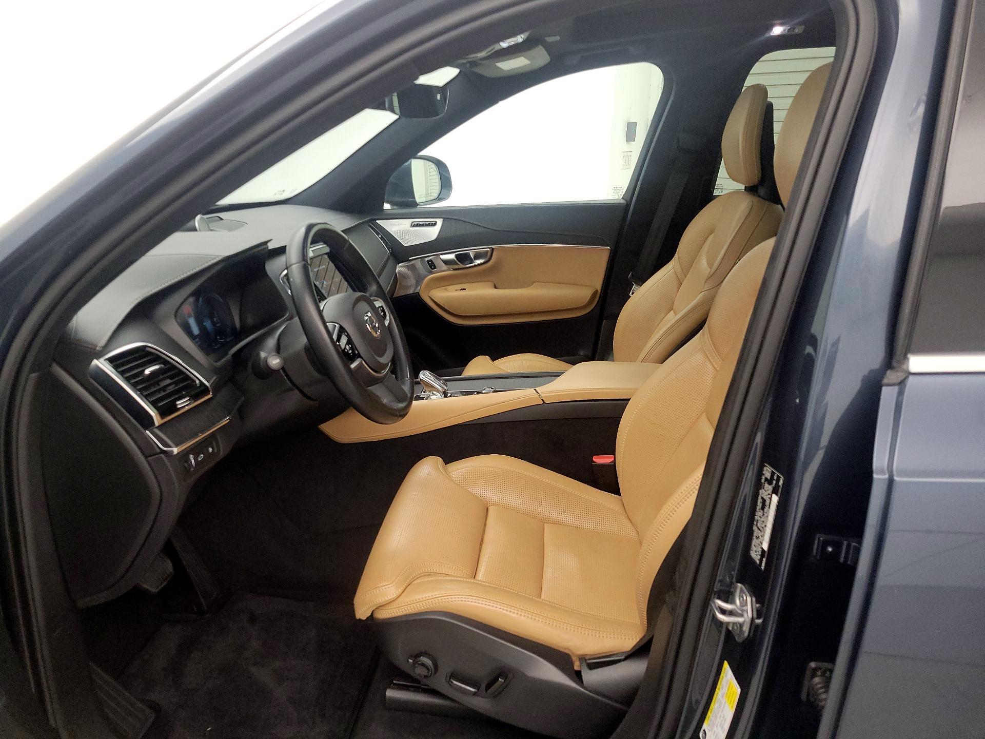 Thumbnail: 2021 Volvo XC90 - 11