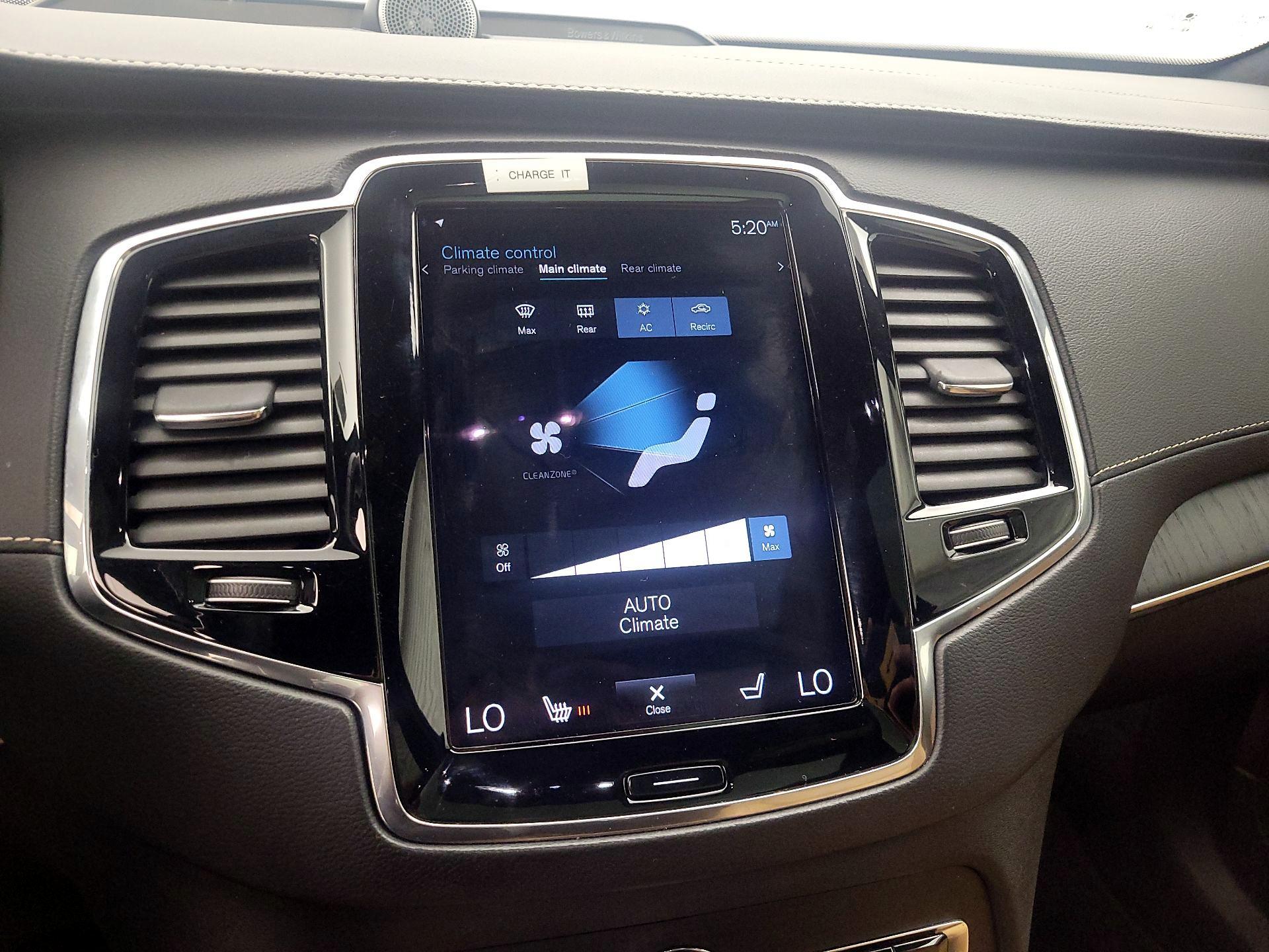 Thumbnail: 2021 Volvo XC90 - 17