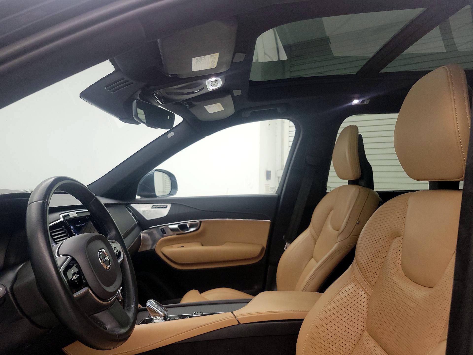 Thumbnail: 2021 Volvo XC90 - 20