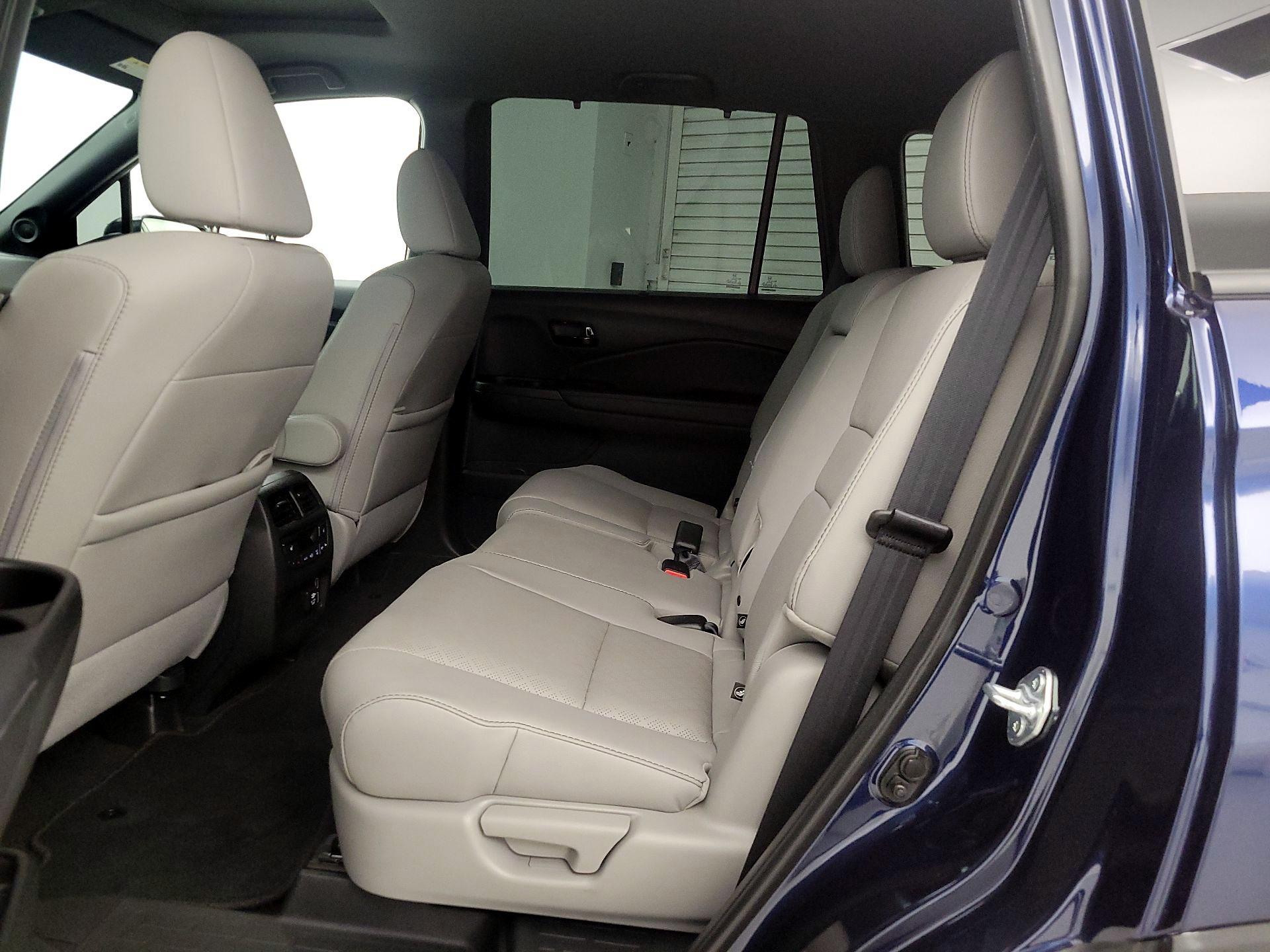 Thumbnail: 2022 Honda Passport - 19