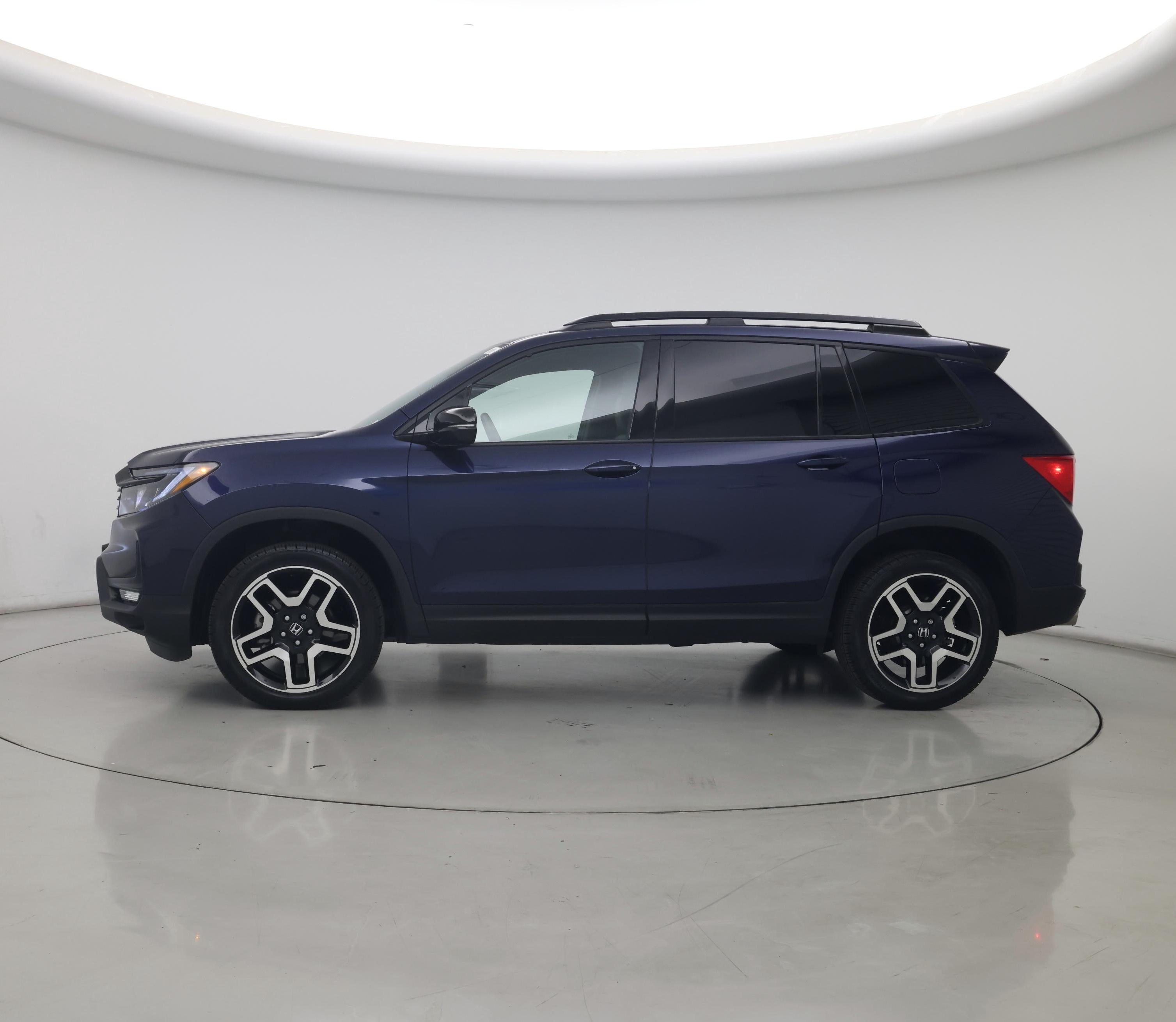 Thumbnail: 2022 Honda Passport - 3
