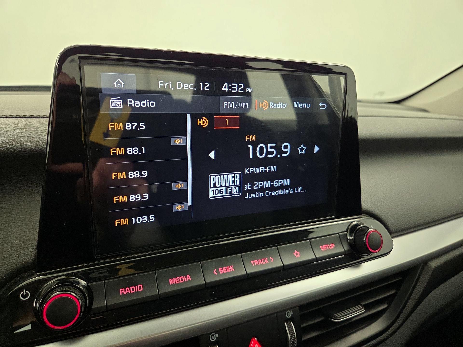 Thumbnail: 2023 Kia Forte - 15