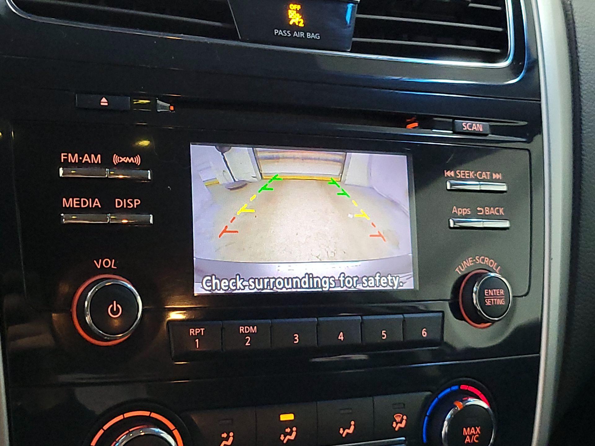 Thumbnail: 2014 Nissan Altima - 13