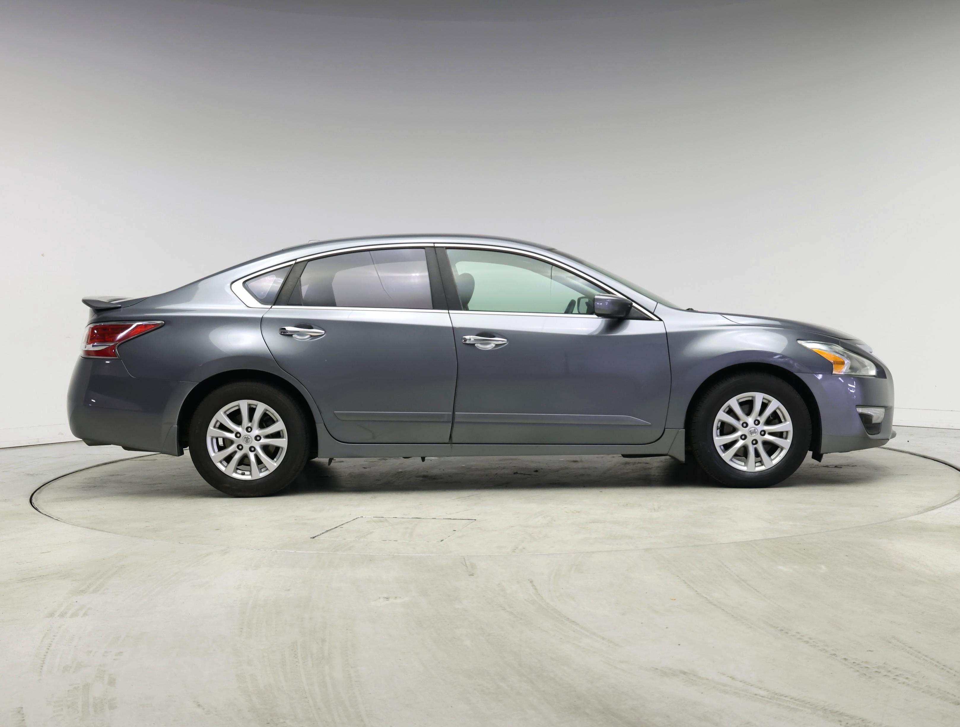 Thumbnail: 2014 Nissan Altima - 7
