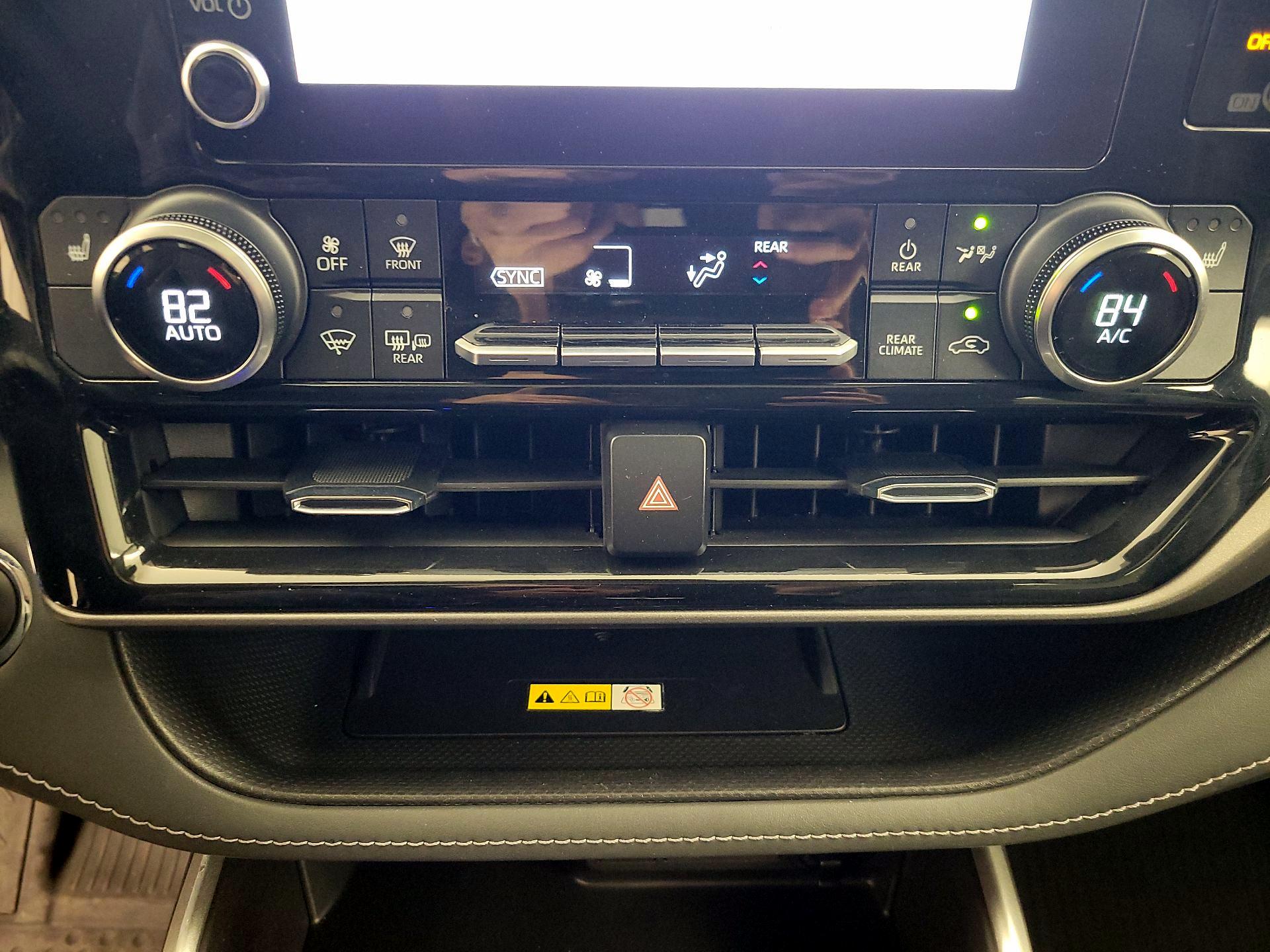 Thumbnail: 2023 Toyota Highlander - 16