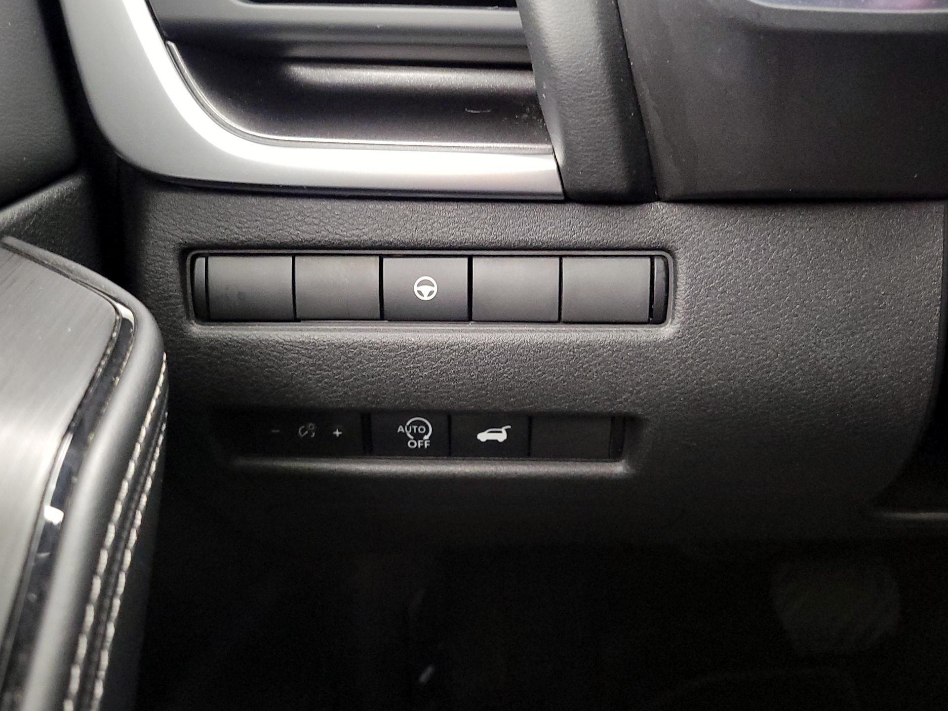 Thumbnail: 2023 Nissan Rogue - 13