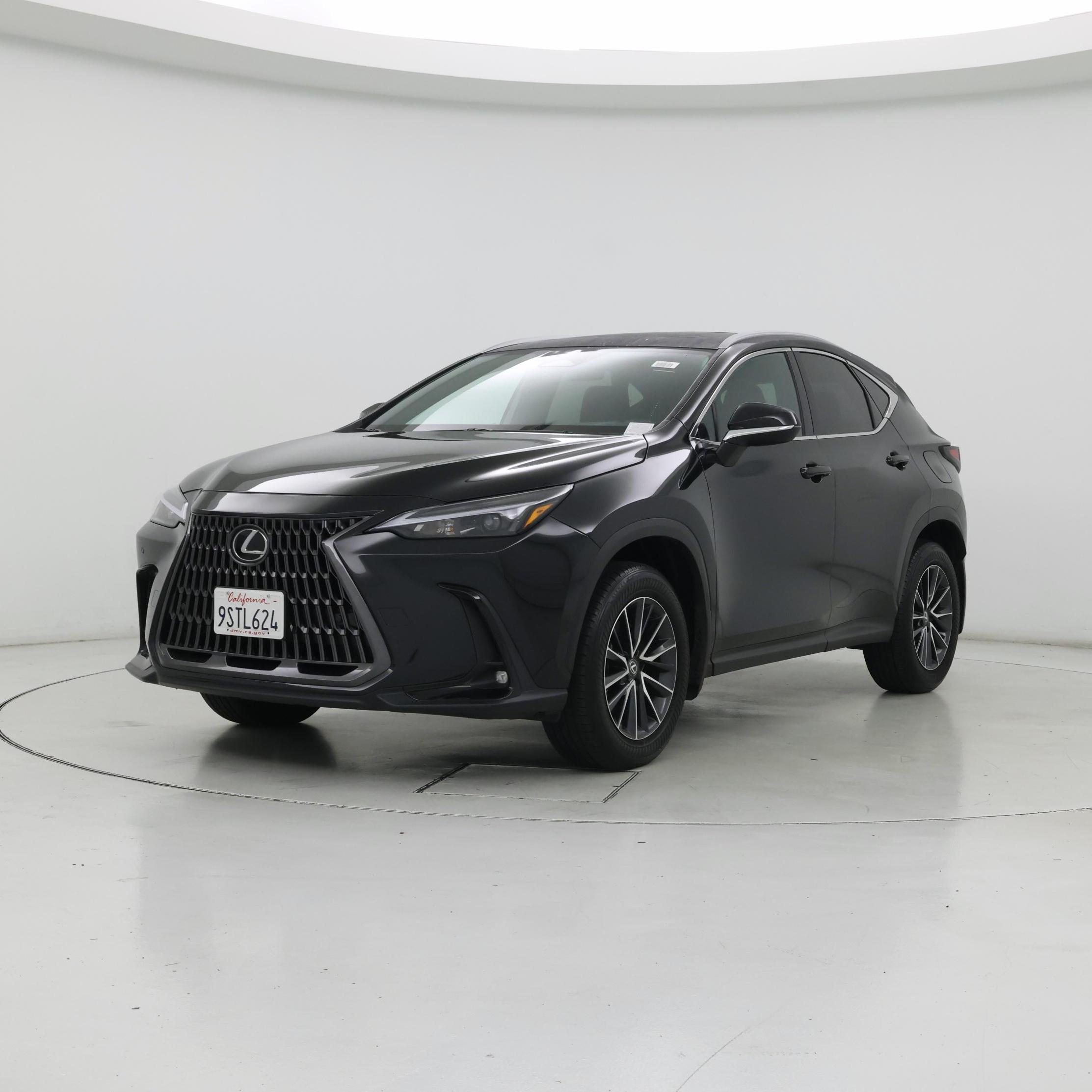 Thumbnail: 2025 Lexus NX - 4