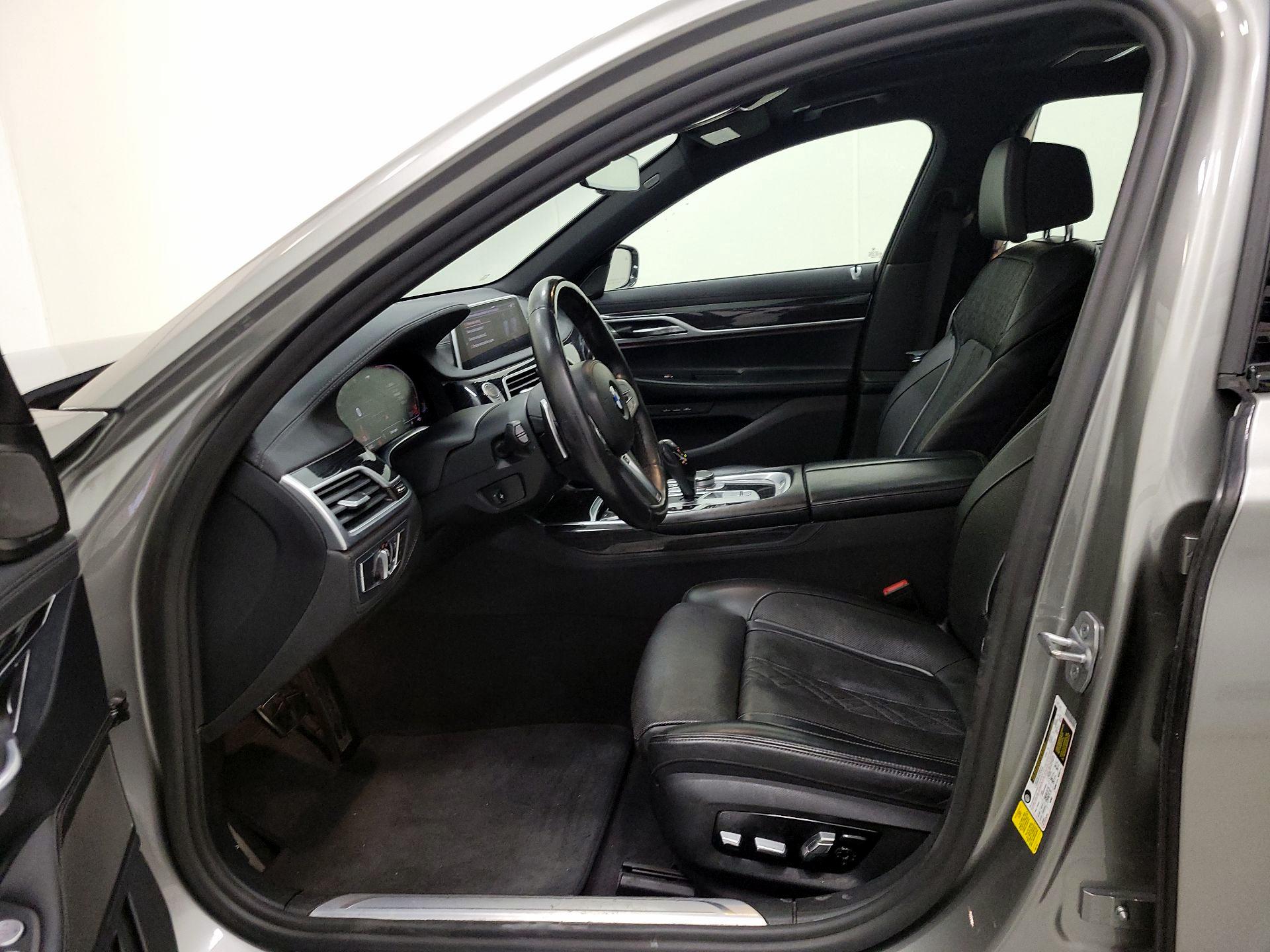 Thumbnail: 2021 BMW 7 Series - 11