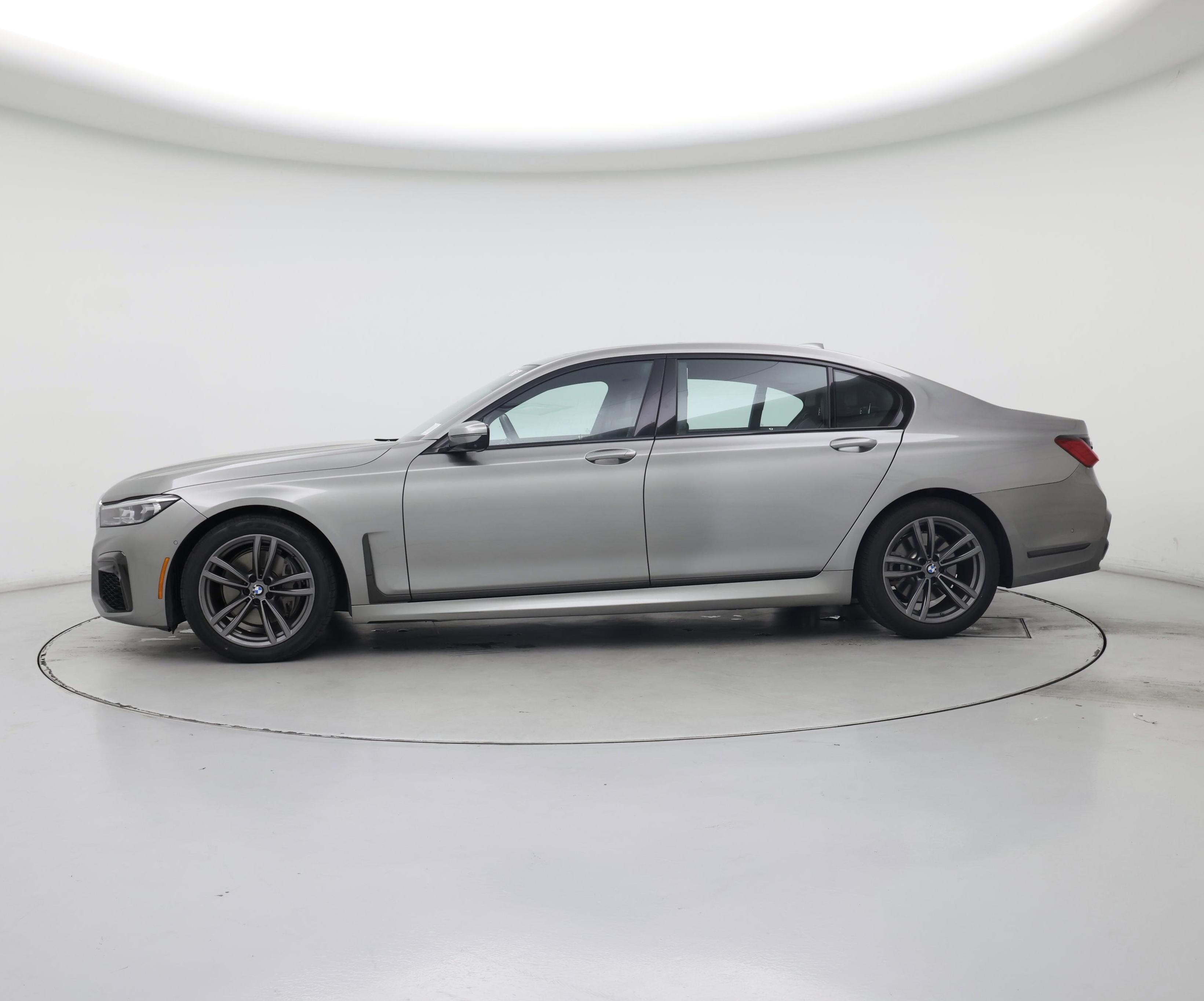 Thumbnail: 2021 BMW 7 Series - 3