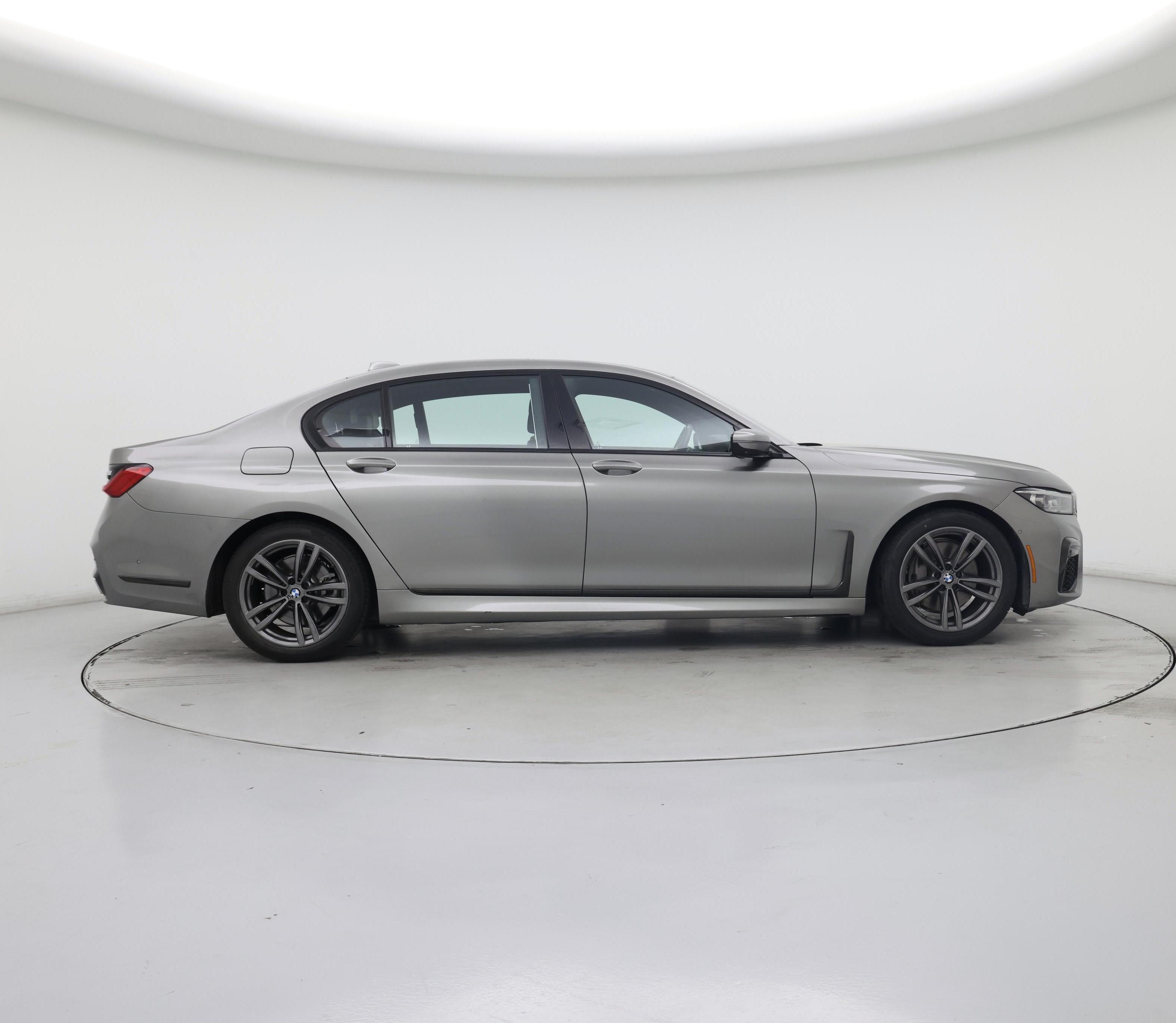 Thumbnail: 2021 BMW 7 Series - 7