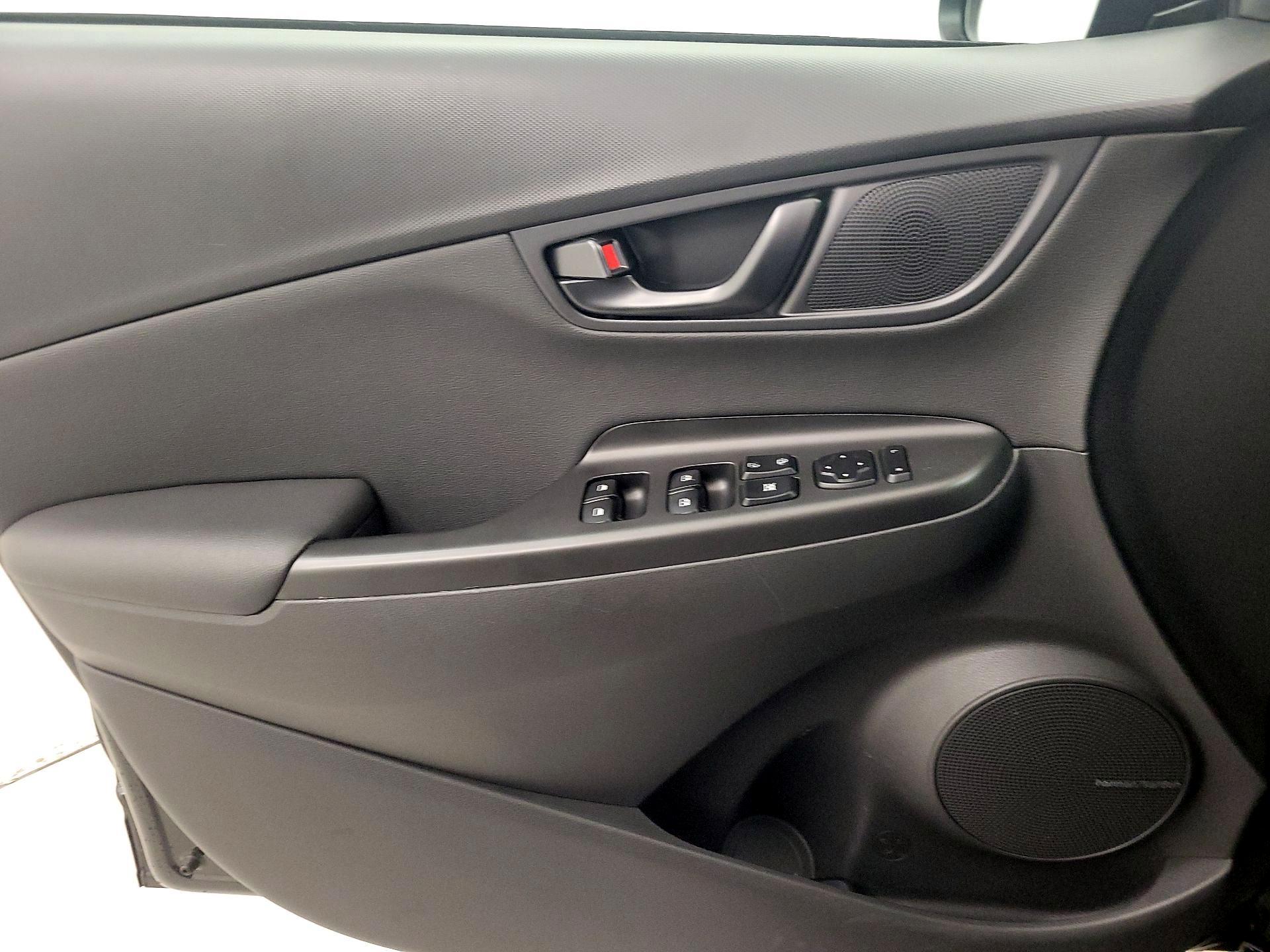 Thumbnail: 2023 Hyundai Kona - 12