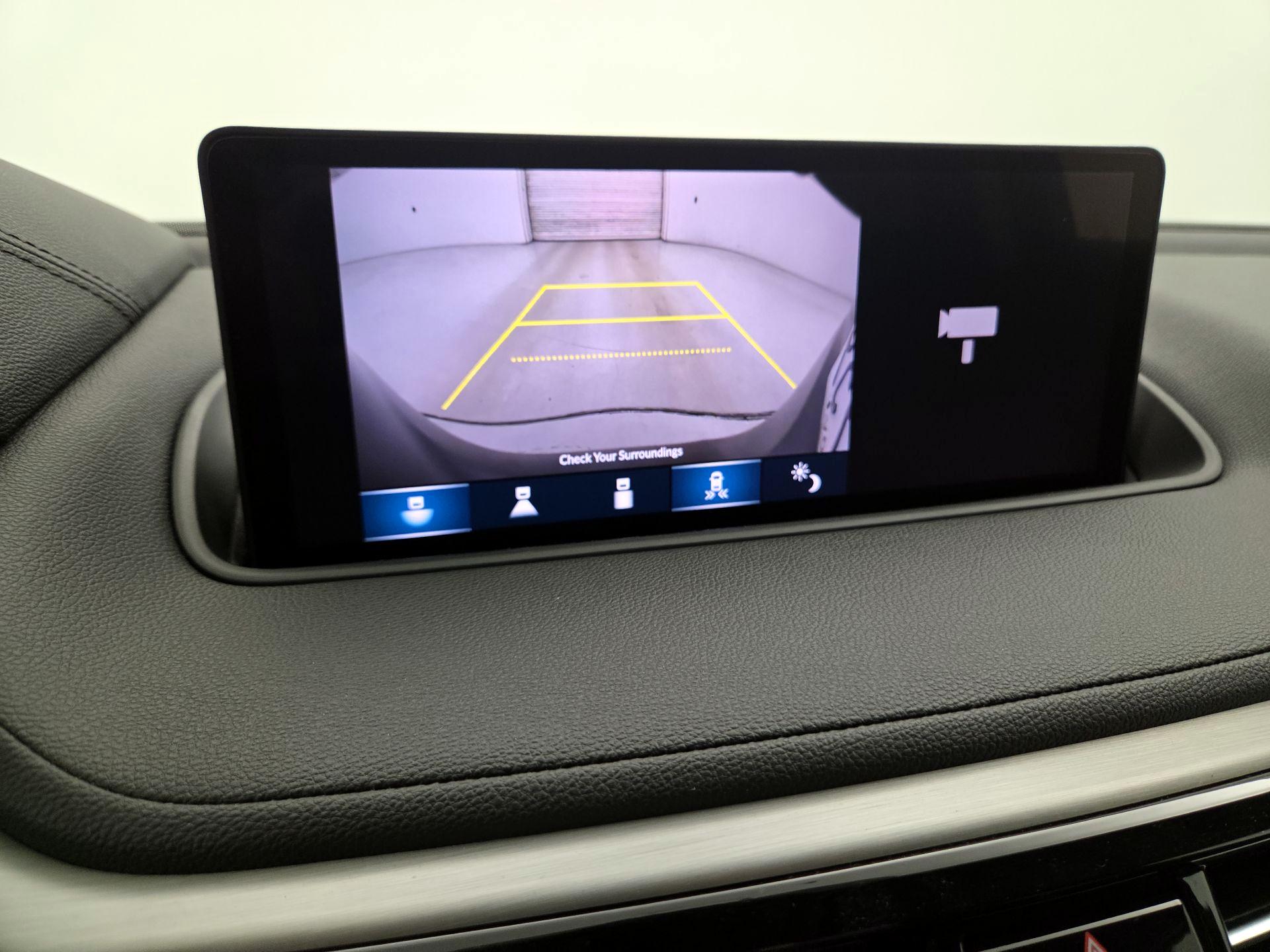 Thumbnail: 2023 Acura MDX - 14