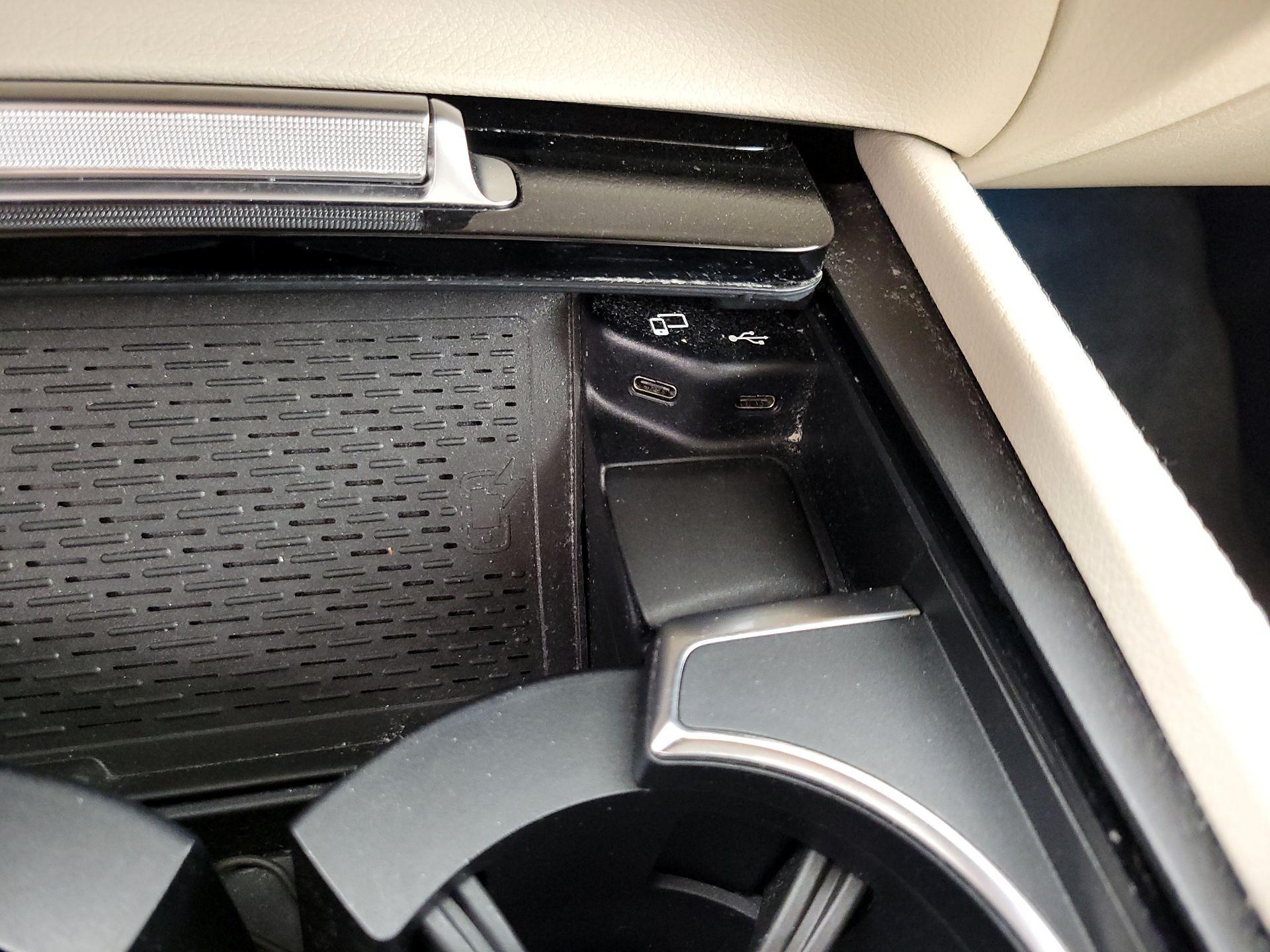 Thumbnail: 2020 Mercedes-Benz GLS - 19