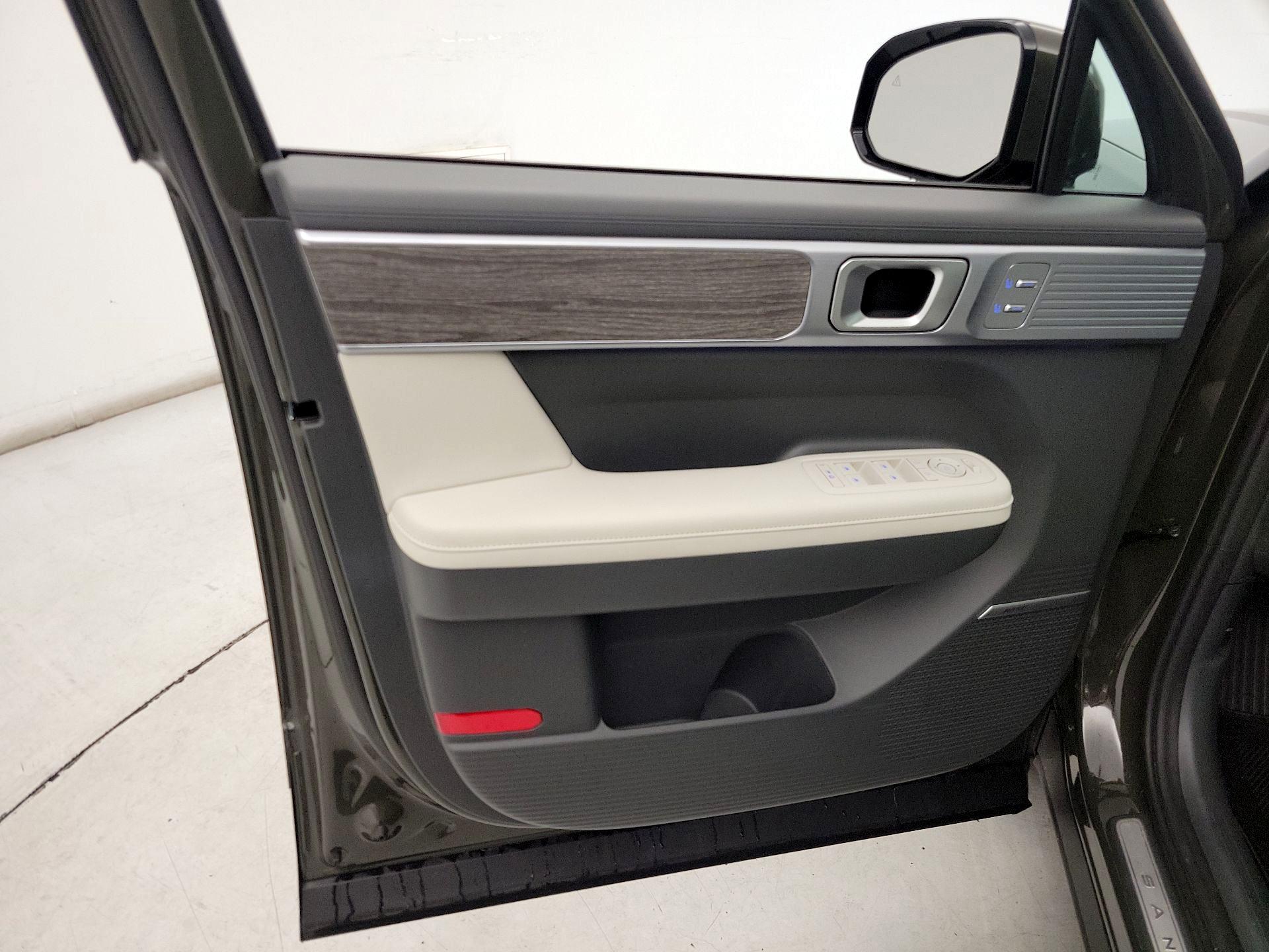 Thumbnail: 2024 Hyundai Santa Fe - 12