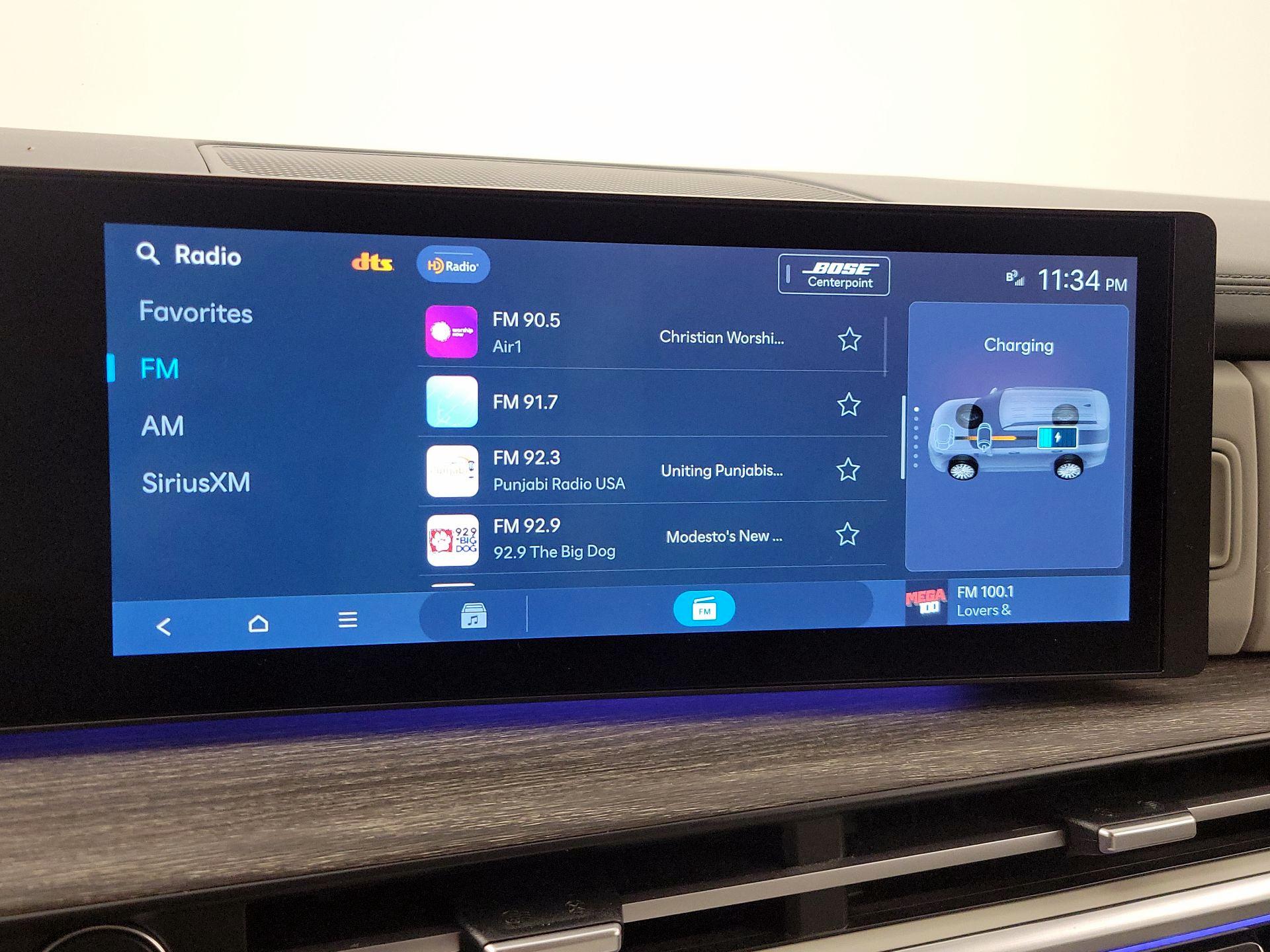 Thumbnail: 2024 Hyundai Santa Fe - 16