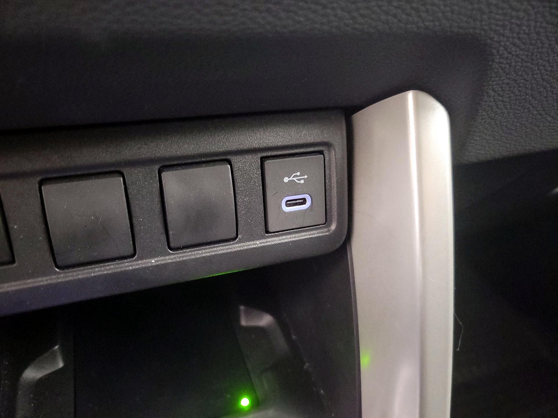 Thumbnail: 2025 Toyota Corolla Cross - 17