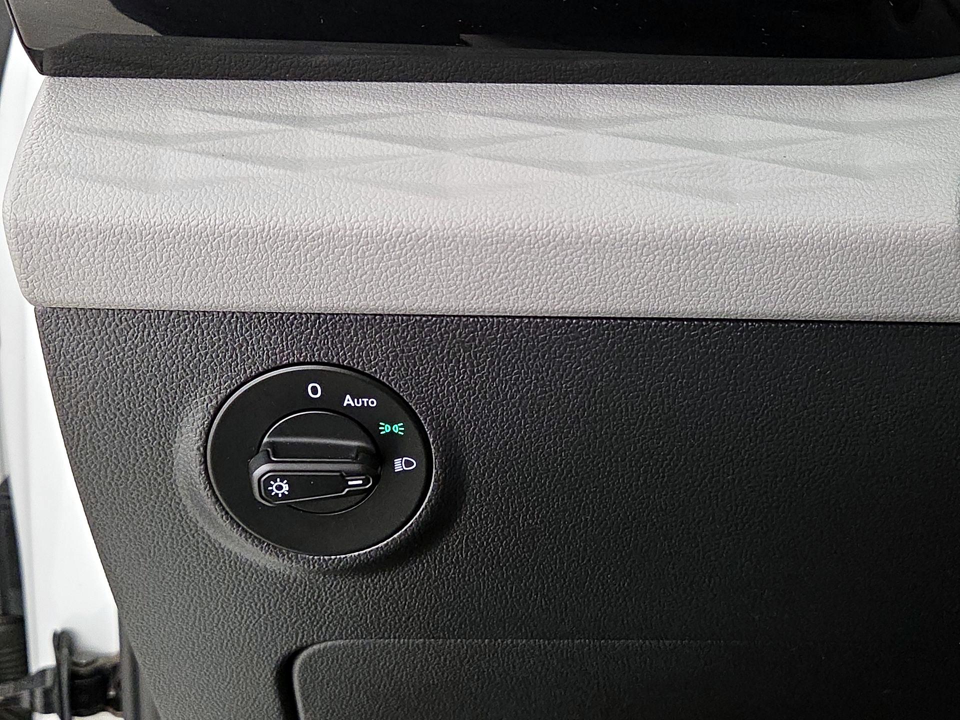 Thumbnail: 2023 Volkswagen Taos - 13