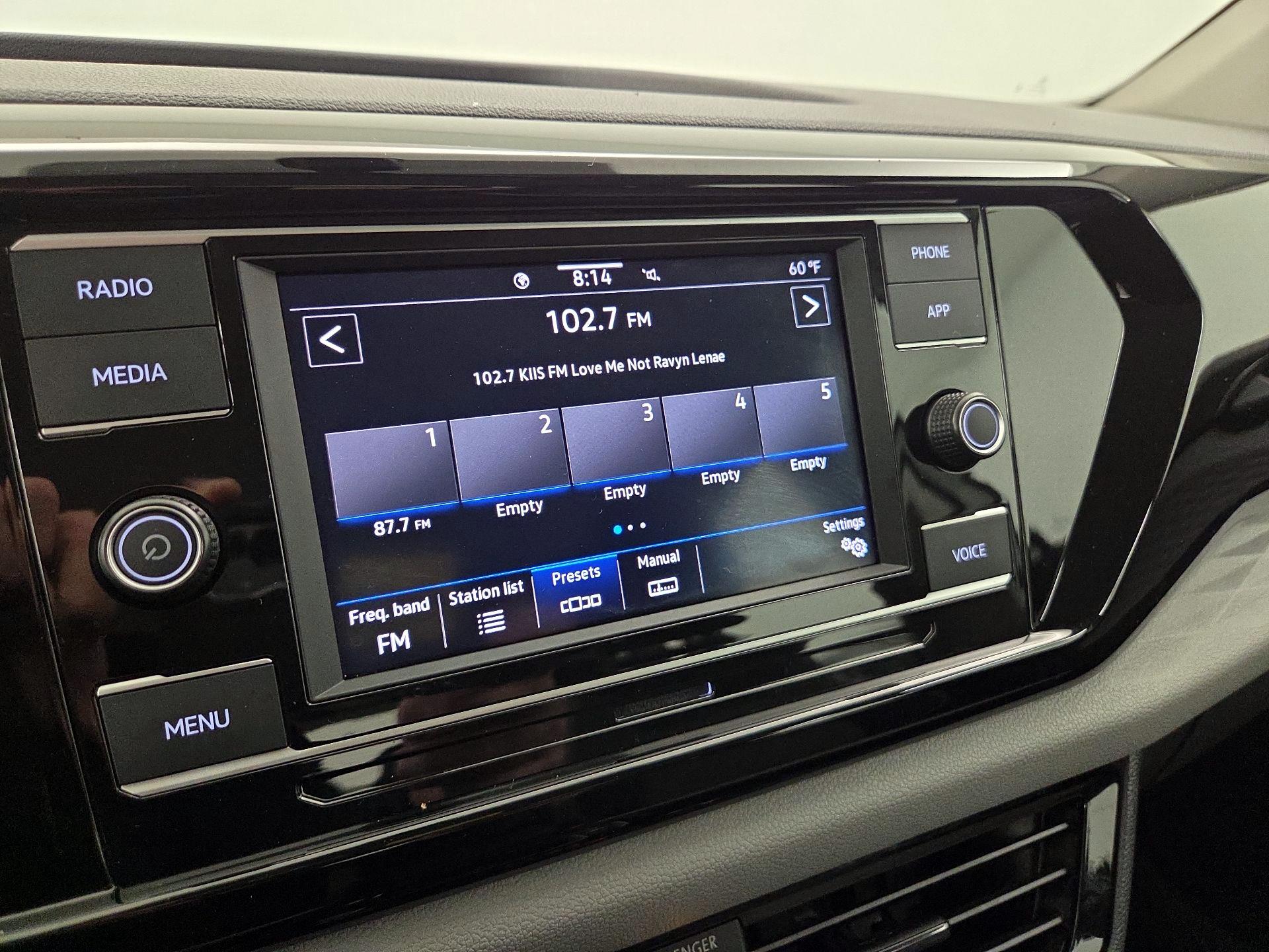 Thumbnail: 2023 Volkswagen Taos - 15