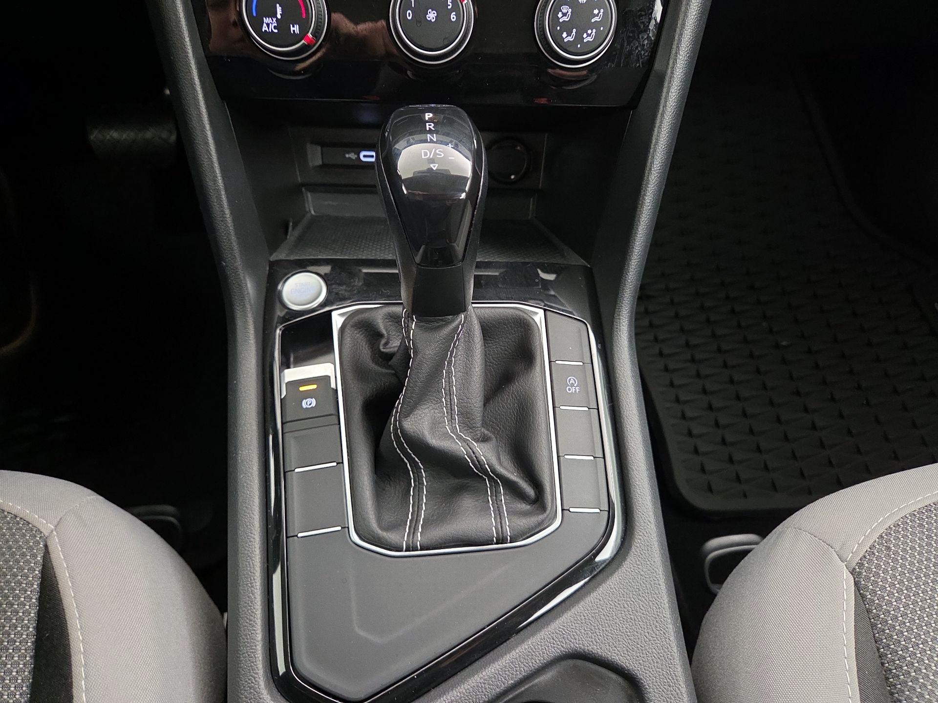 Thumbnail: 2023 Volkswagen Taos - 17