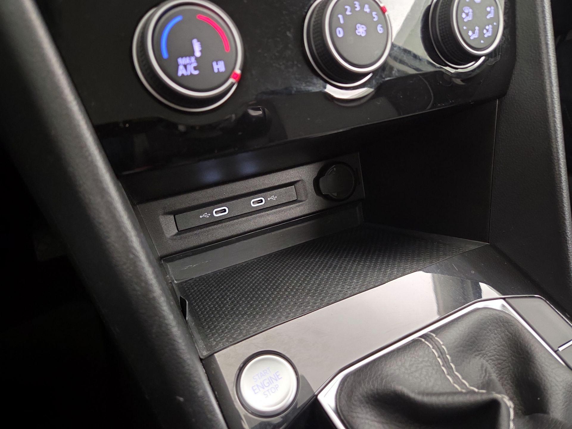 Thumbnail: 2023 Volkswagen Taos - 18