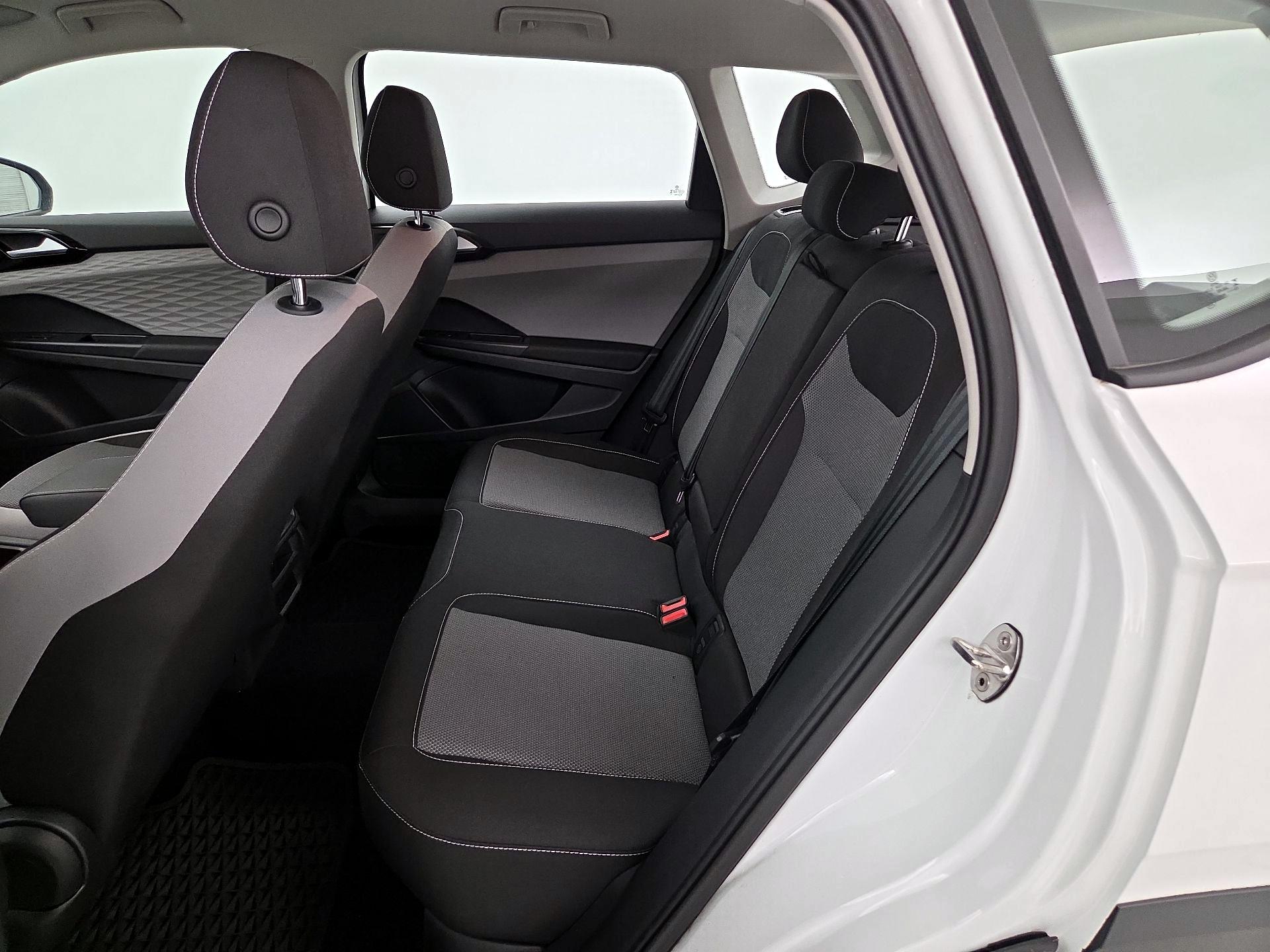 Thumbnail: 2023 Volkswagen Taos - 19