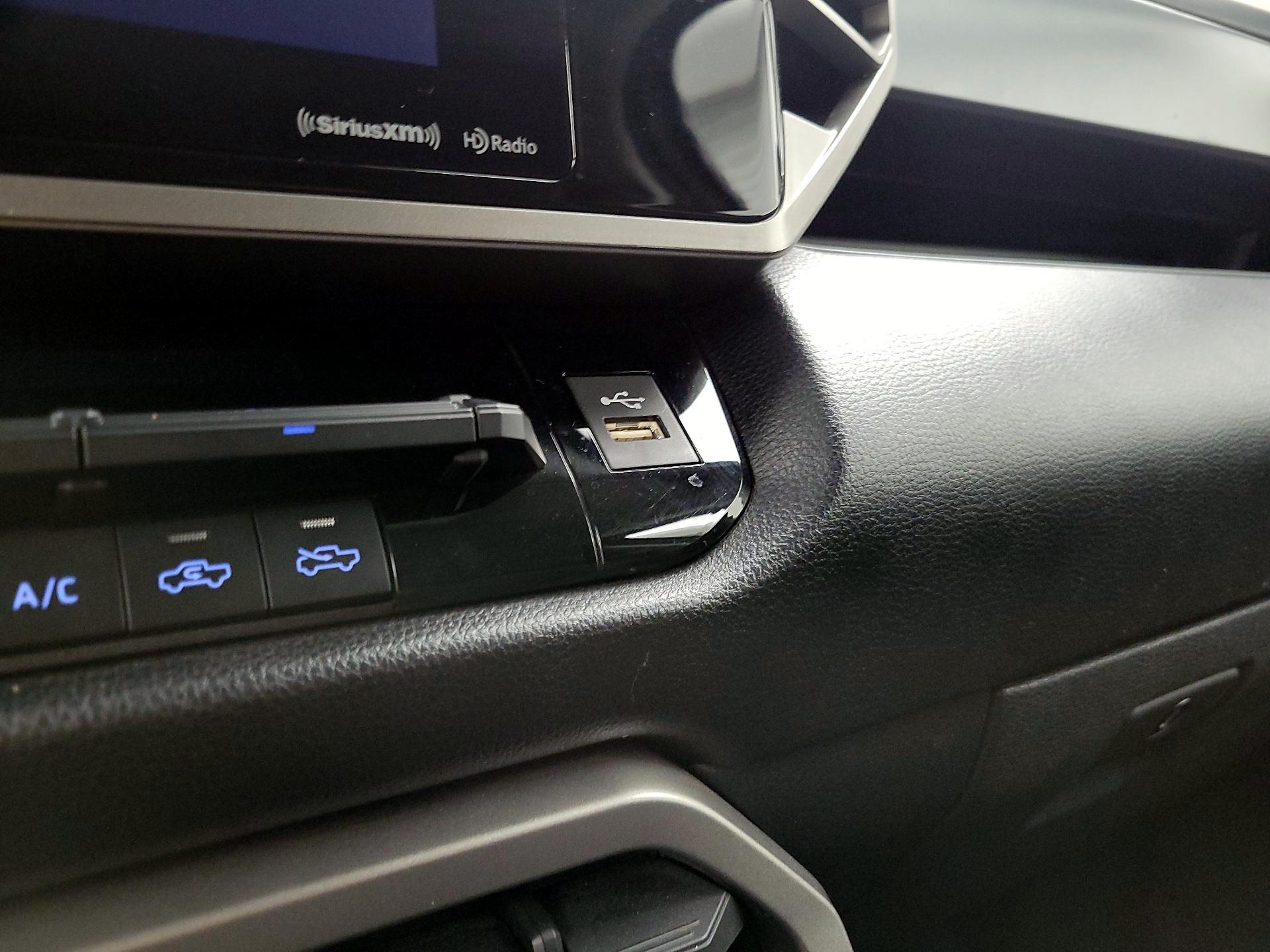 Thumbnail: 2023 Toyota Tundra - 19