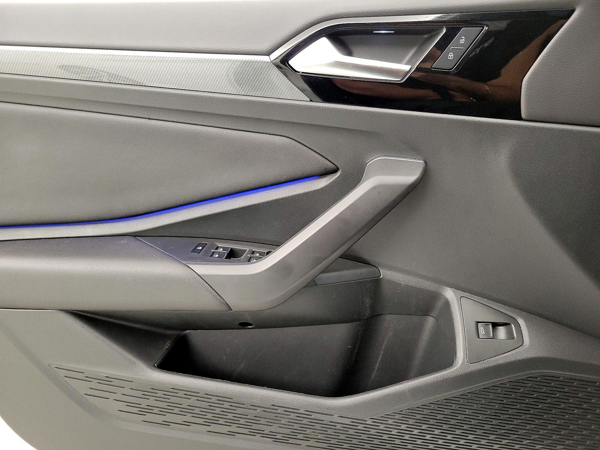 Thumbnail: 2021 Volkswagen Jetta - 12