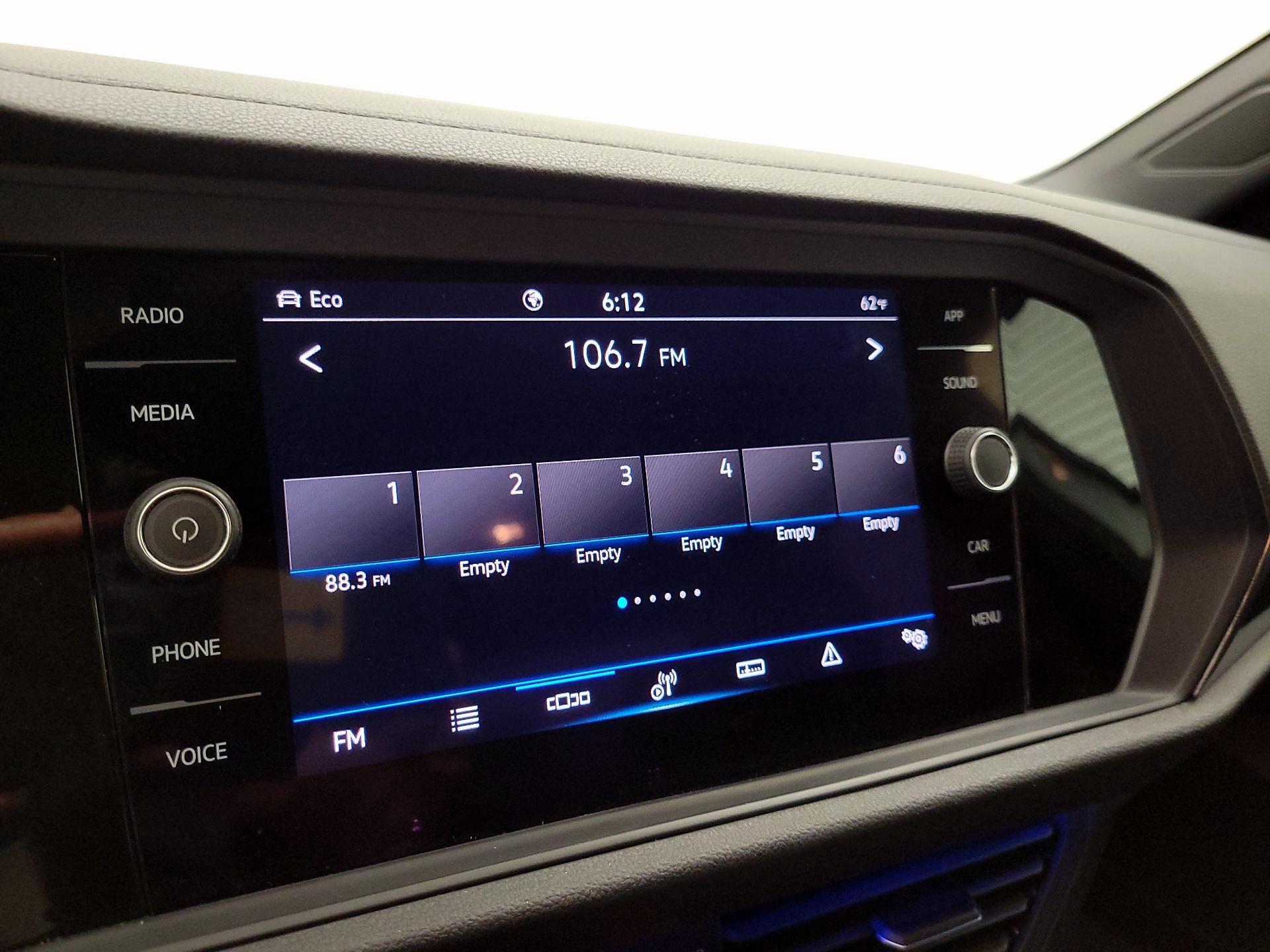 Thumbnail: 2021 Volkswagen Jetta - 15