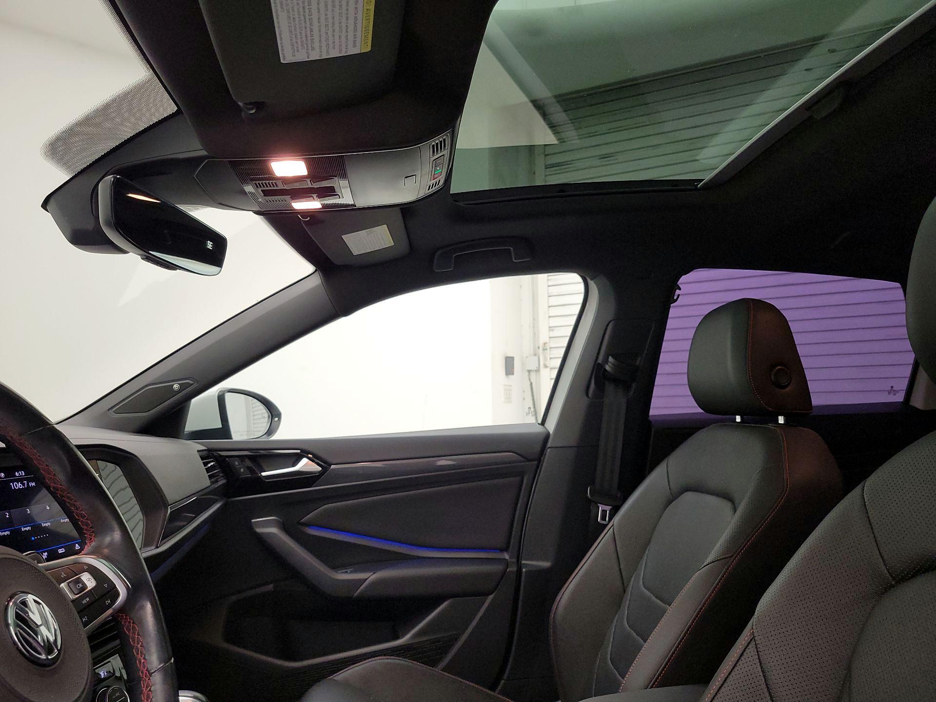 Thumbnail: 2021 Volkswagen Jetta - 18