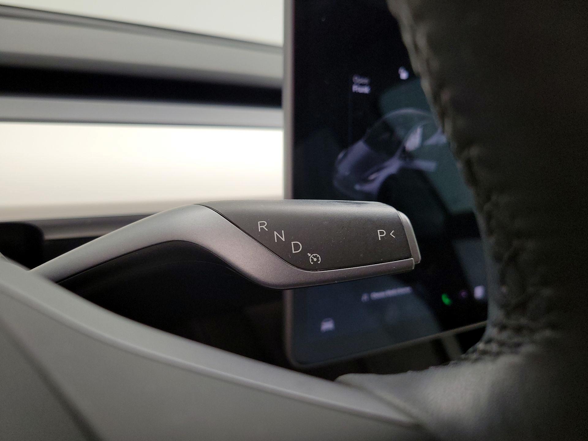 Thumbnail: 2022 Tesla Model Y - 17