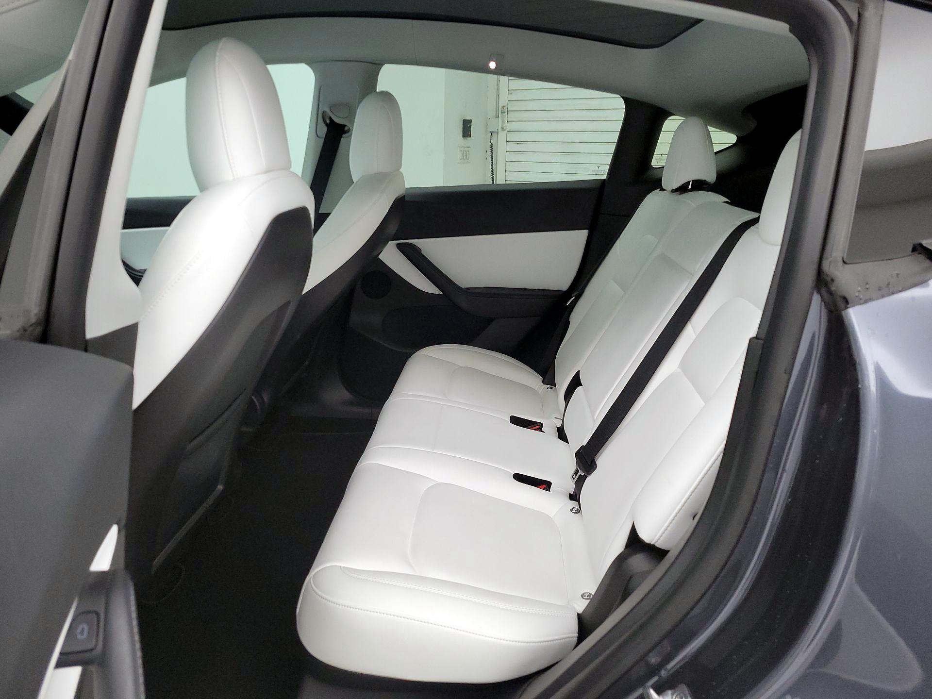 Thumbnail: 2022 Tesla Model Y - 20