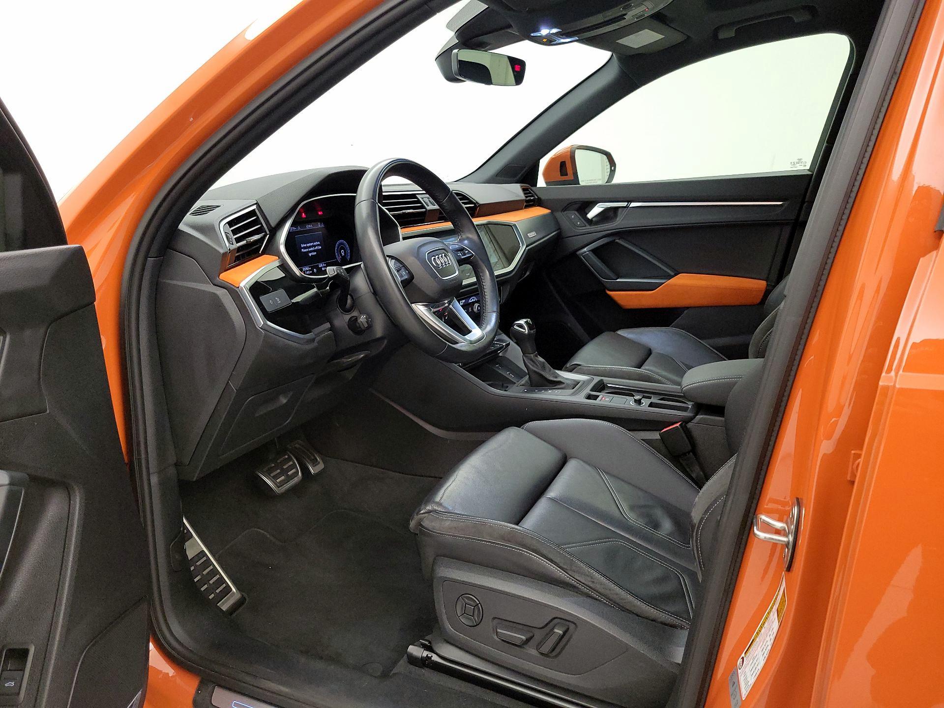 Thumbnail: 2020 Audi Q3 - 11