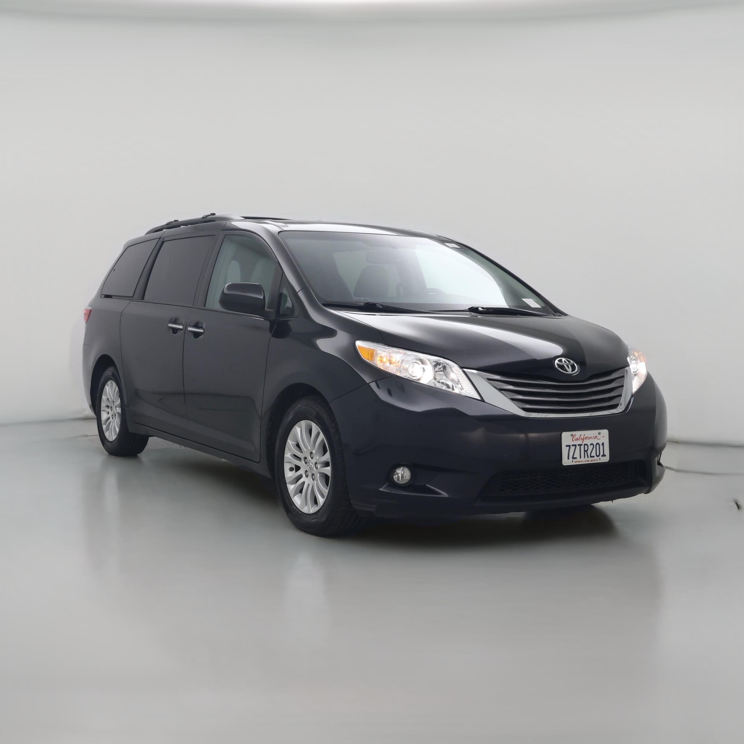 Thumbnail: 2017 Toyota Sienna - 1
