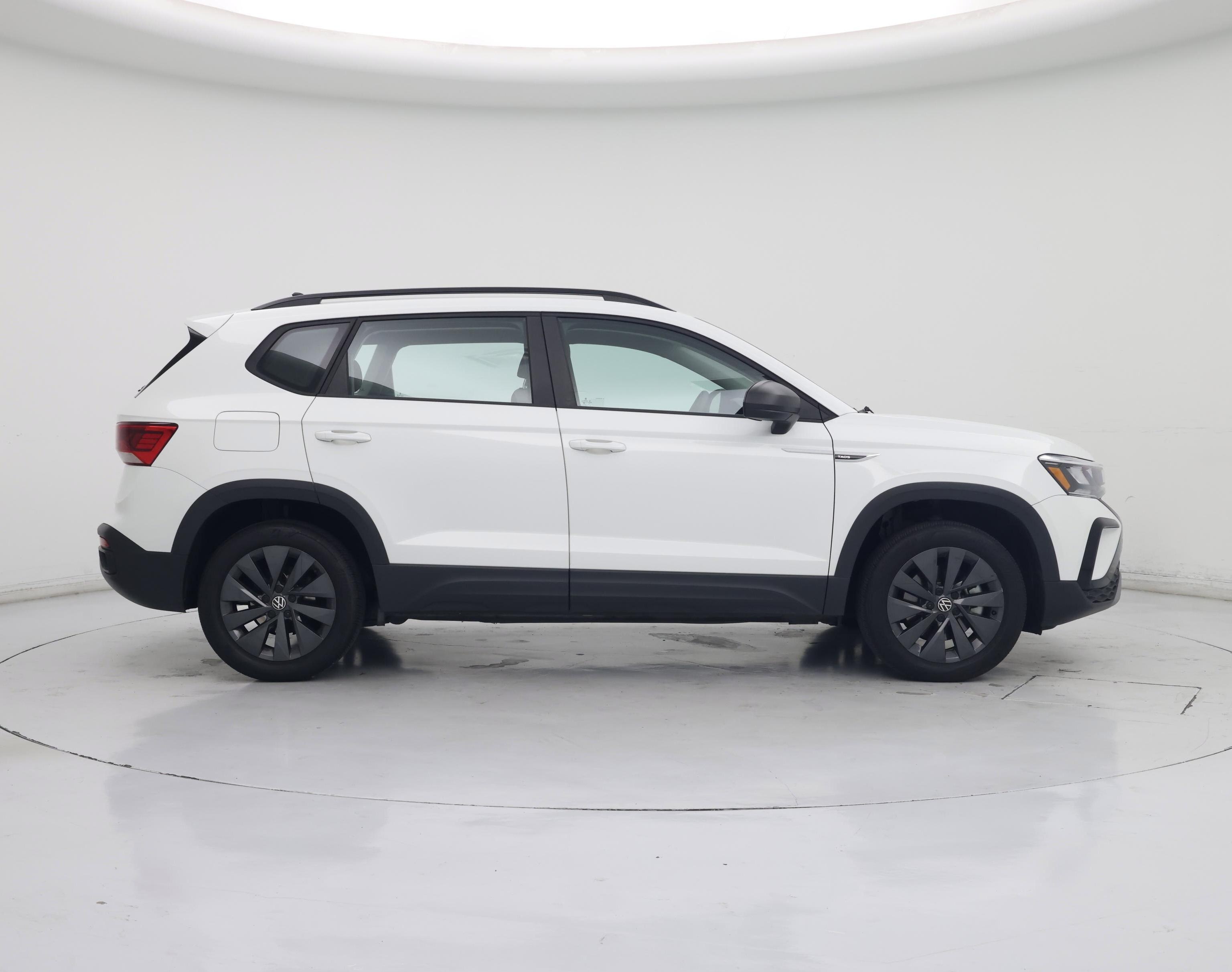 Thumbnail: 2022 Volkswagen Taos - 7