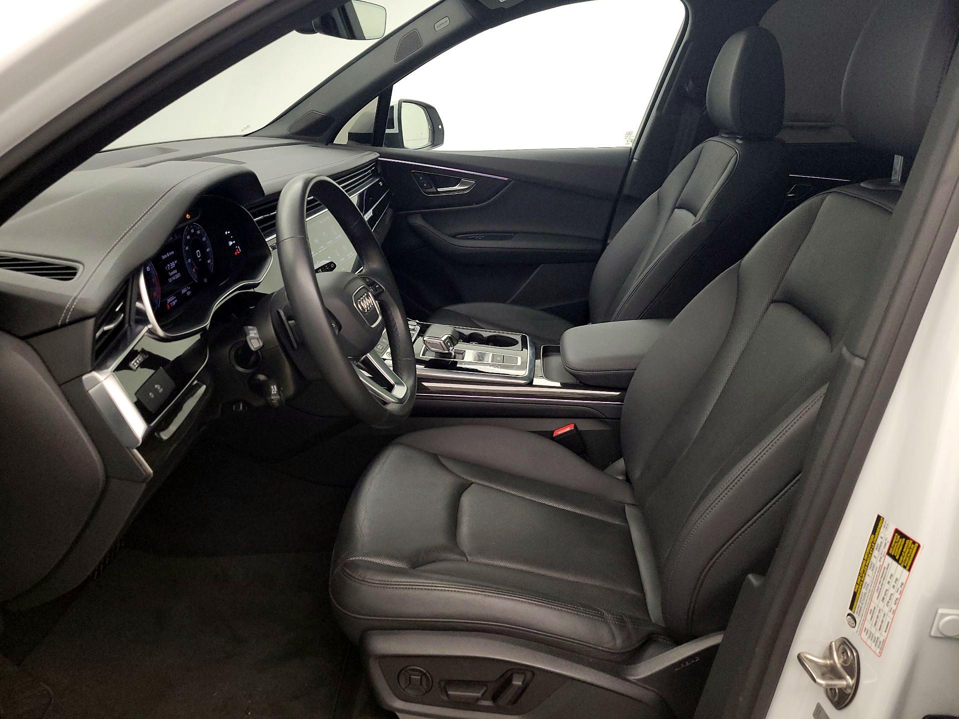 Thumbnail: 2023 Audi Q7 - 11