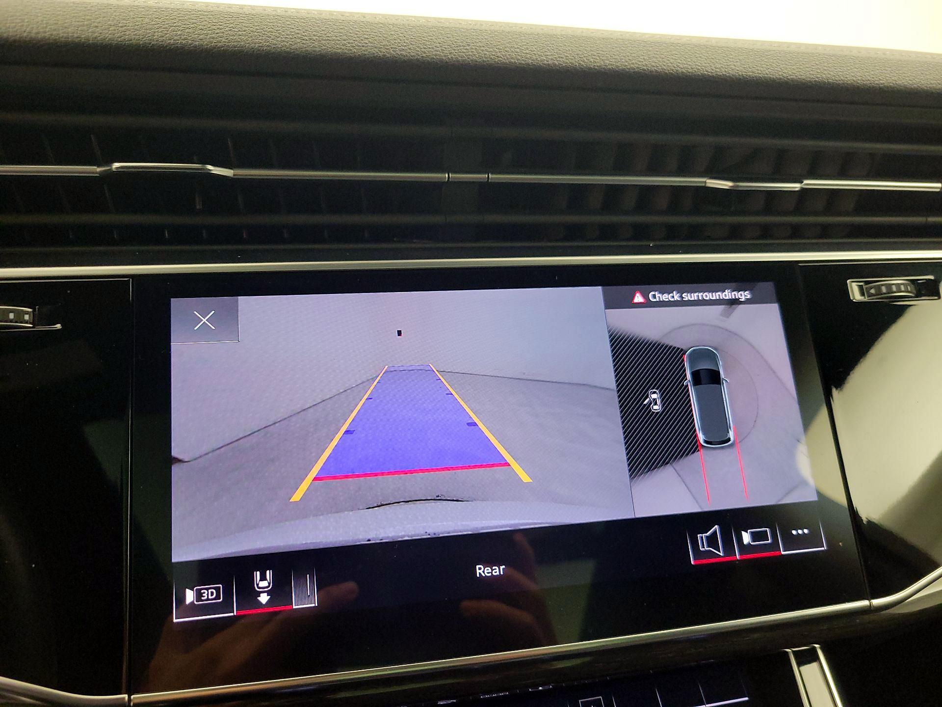 Thumbnail: 2023 Audi Q7 - 15