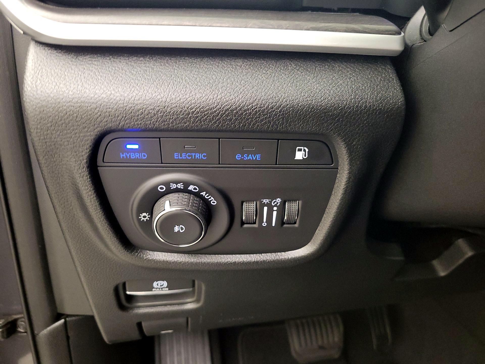 Thumbnail: 2023 Jeep Grand Cherokee - 13