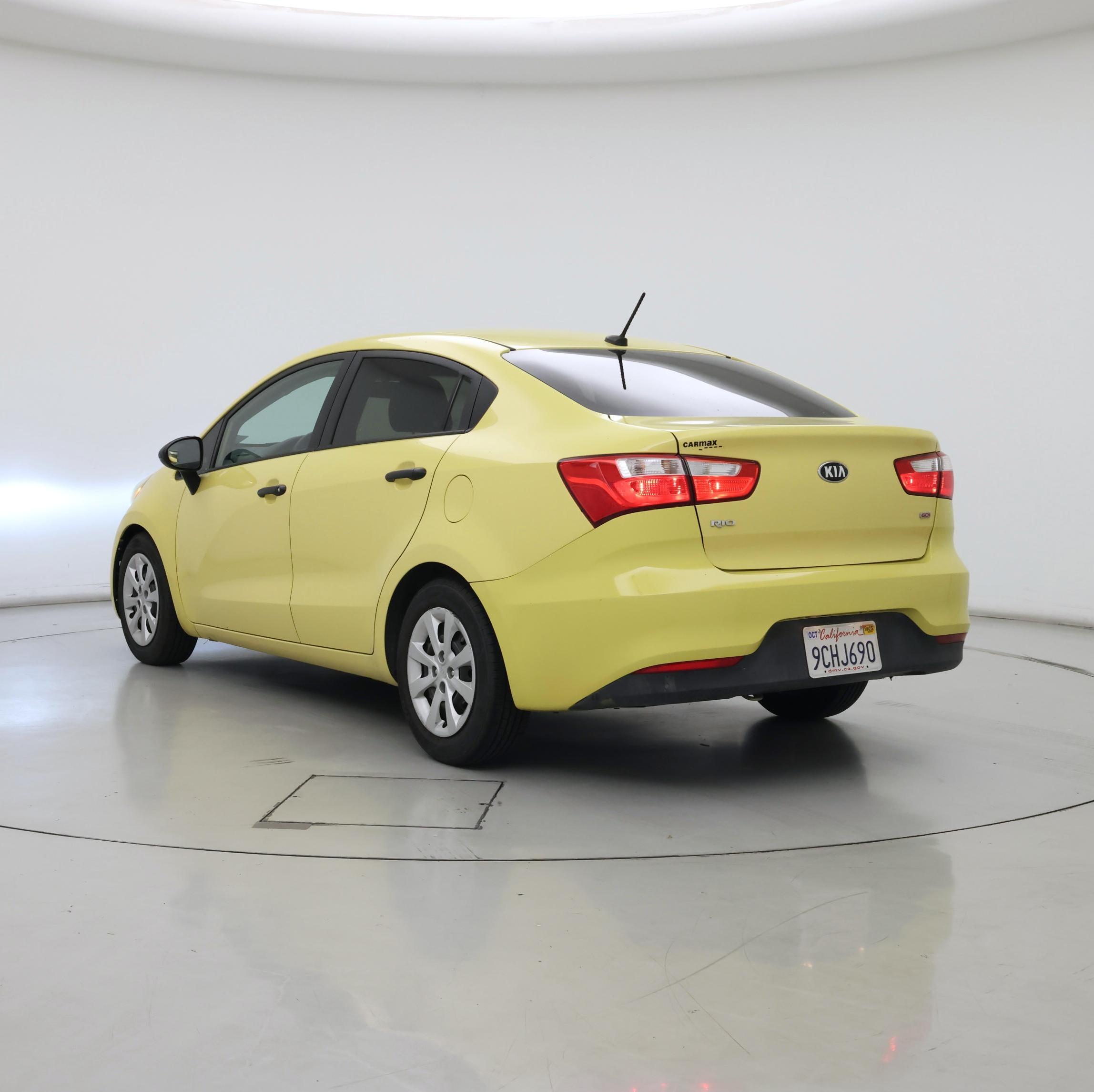 Thumbnail: 2016 Kia Rio - 2